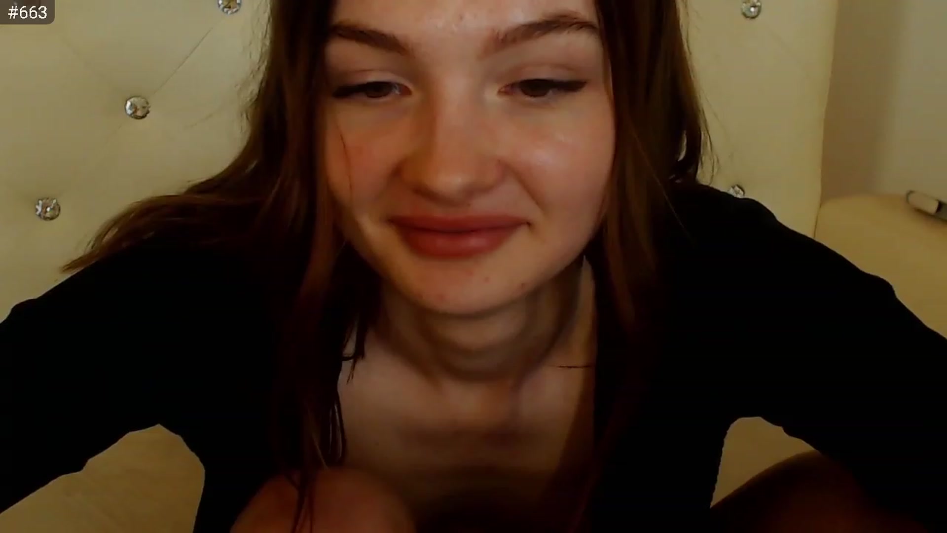 Gallery image thumbnail from hiSasha's myfreecams stream on, 12/22/2022, 21:49 image 16 of 20