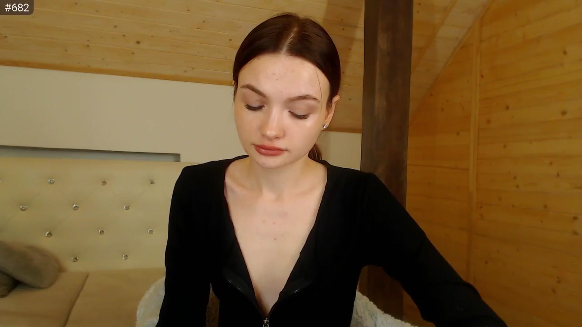 Gallery image thumbnail from hiSasha's myfreecams stream on, 12/23/2022, 22:56 image 16 of 20