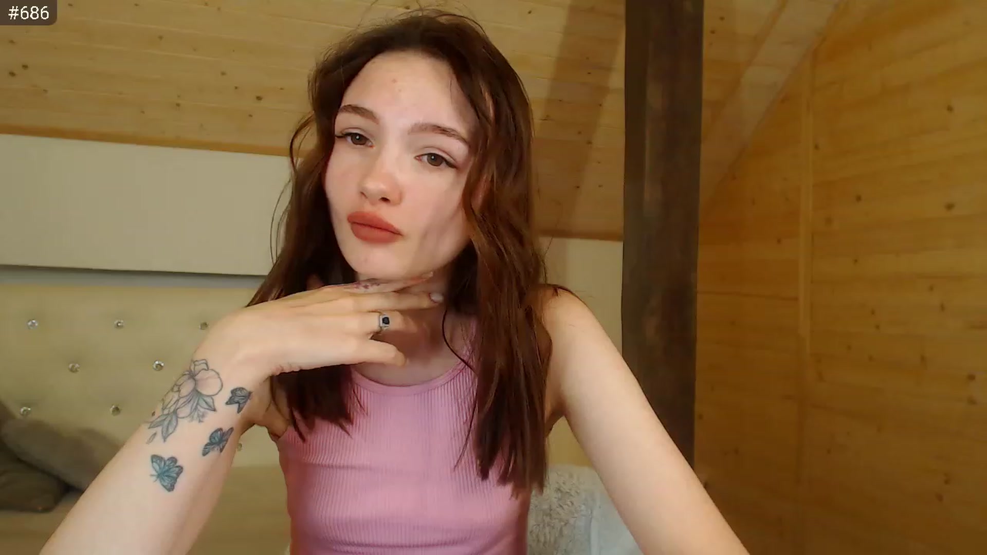 Gallery image thumbnail from hiSasha's myfreecams stream on, 12/24/2022, 16:08 image 17 of 20