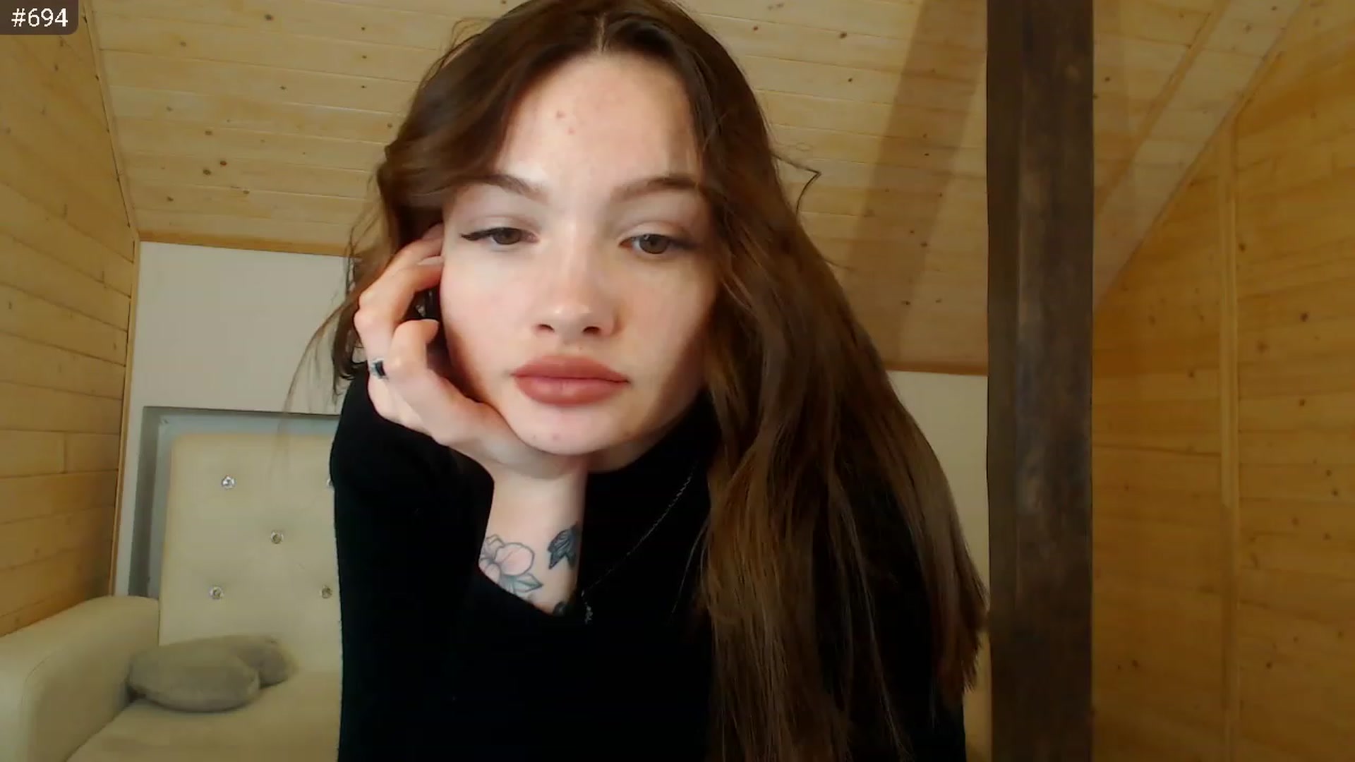 Gallery image thumbnail from hiSasha's myfreecams stream on, 12/26/2022, 20:11 image 4 of 20