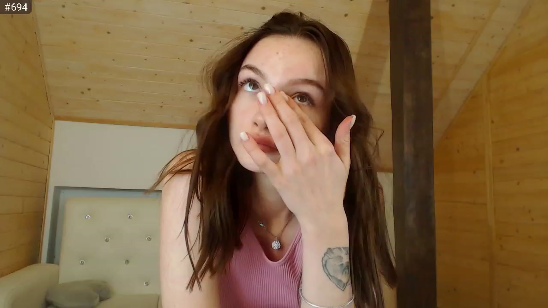 Gallery image thumbnail from hiSasha's myfreecams stream on, 12/26/2022, 20:11 image 8 of 20