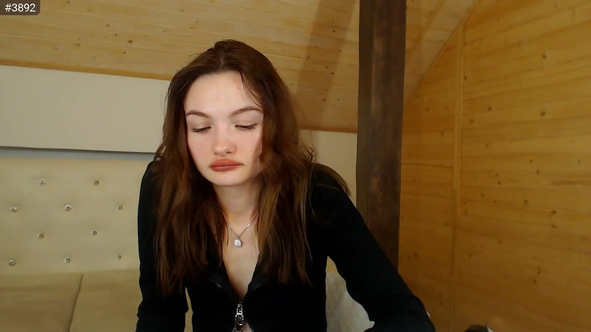 Gallery image thumbnail from hiSasha's myfreecams stream on, 01/10/2023, 22:31 image 9 of 20