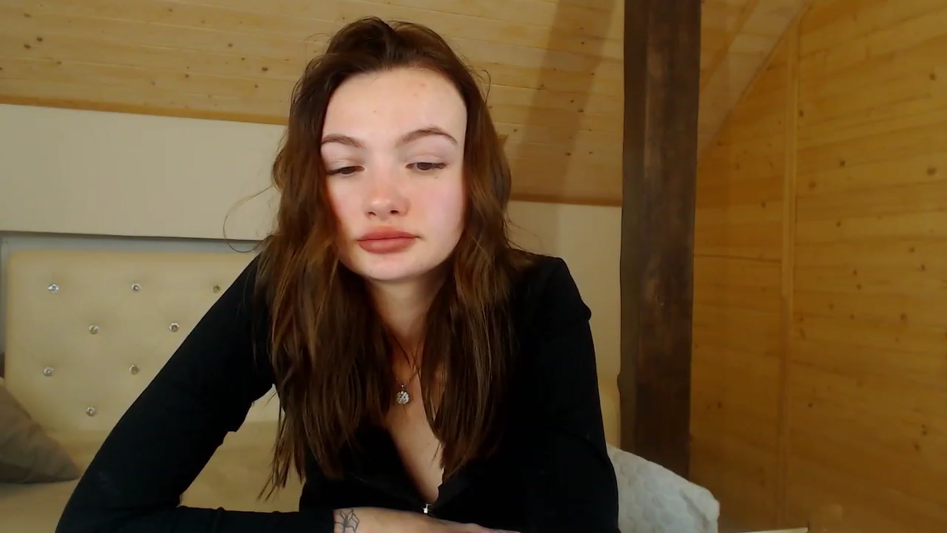 Gallery image thumbnail from hiSasha's myfreecams stream on, 01/10/2023, 22:31 image 17 of 20