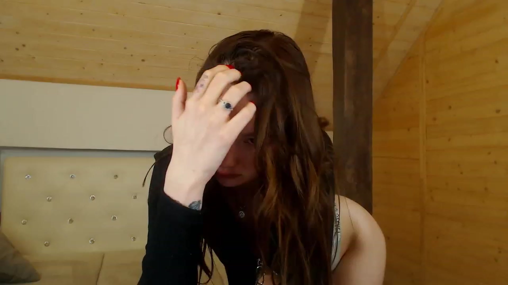 Gallery image thumbnail from hiSasha's myfreecams stream on, 01/10/2023, 22:31 image 19 of 20