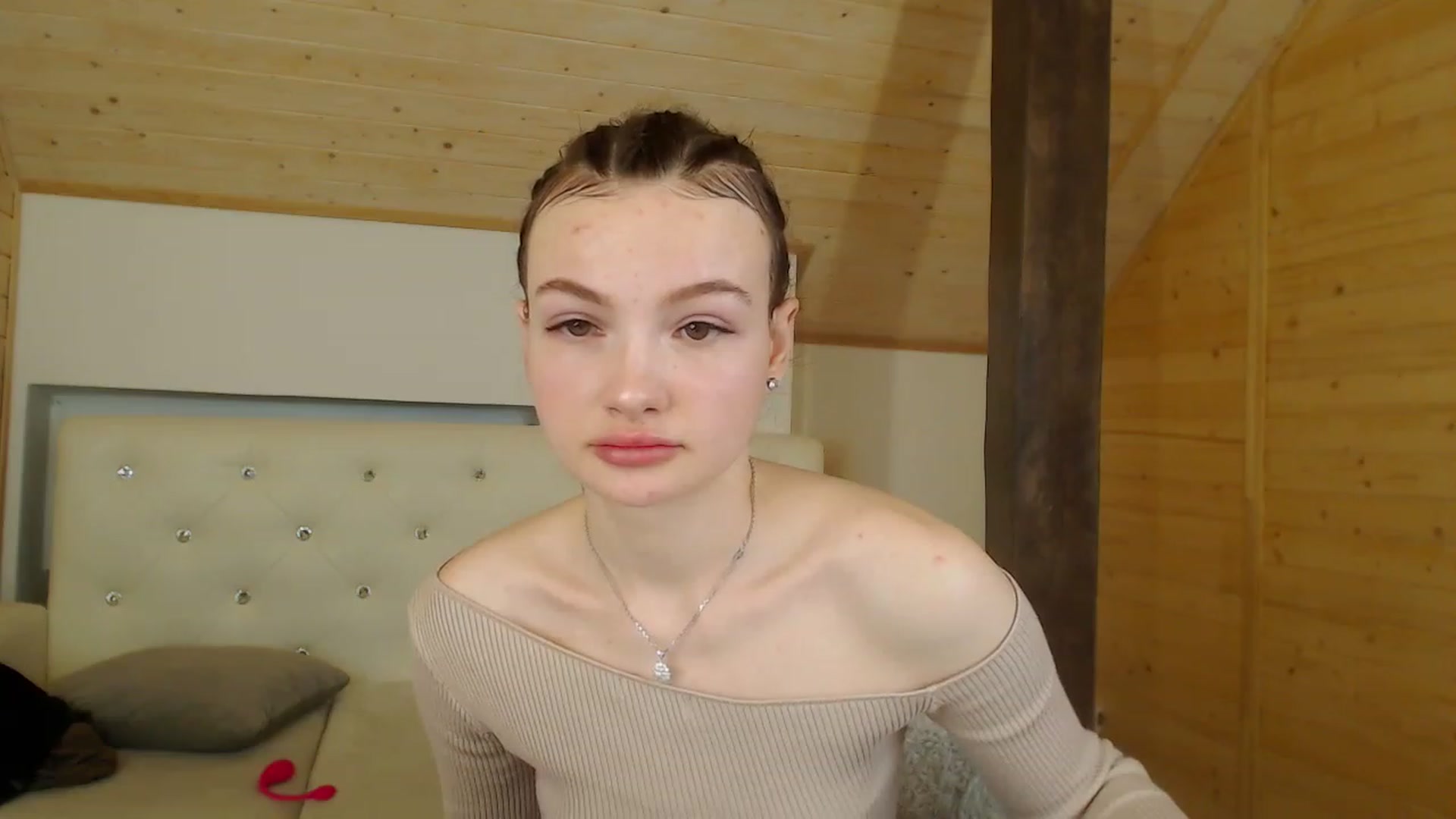 Gallery image thumbnail from hiSasha's myfreecams stream on, 01/17/2023, 20:32 image 19 of 20