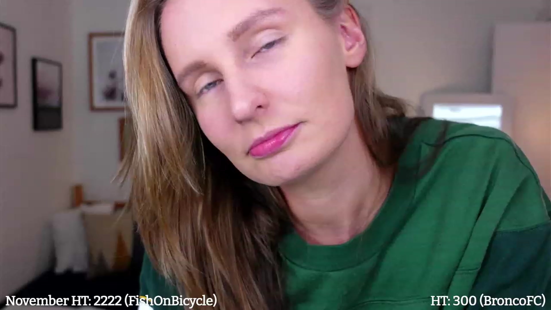 Gallery image thumbnail from hi_ella's myfreecams stream on, 11/18/2022, 02:02 image 7 of 20