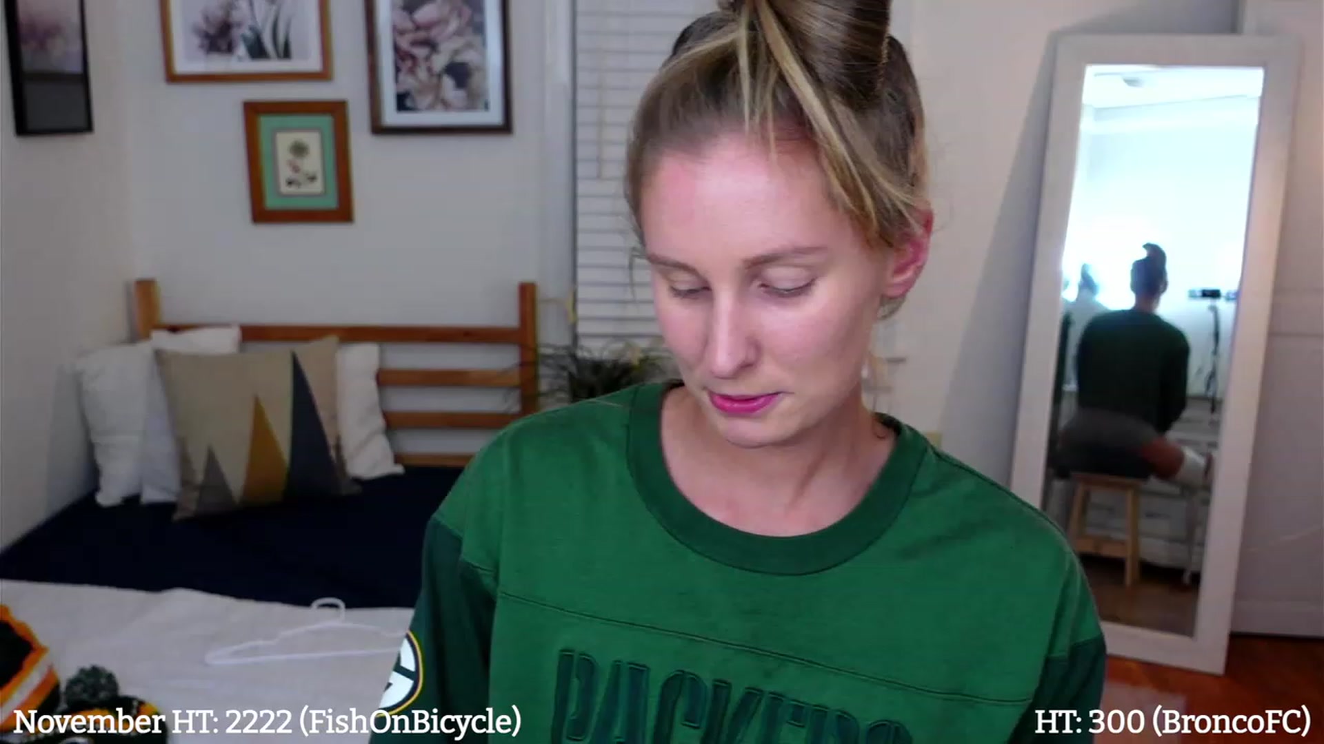 Gallery image thumbnail from hi_ella's myfreecams stream on, 11/18/2022, 04:03 image 4 of 20