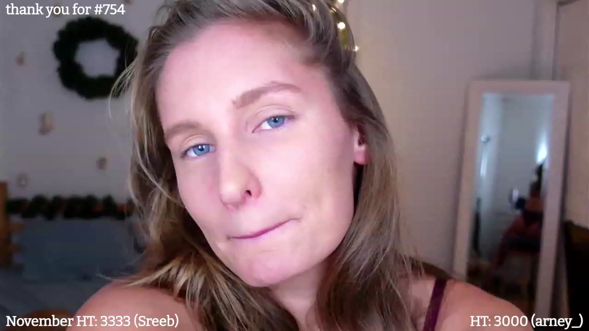 Gallery image thumbnail from hi_ella's myfreecams stream on, 11/29/2022, 01:14 image 6 of 20