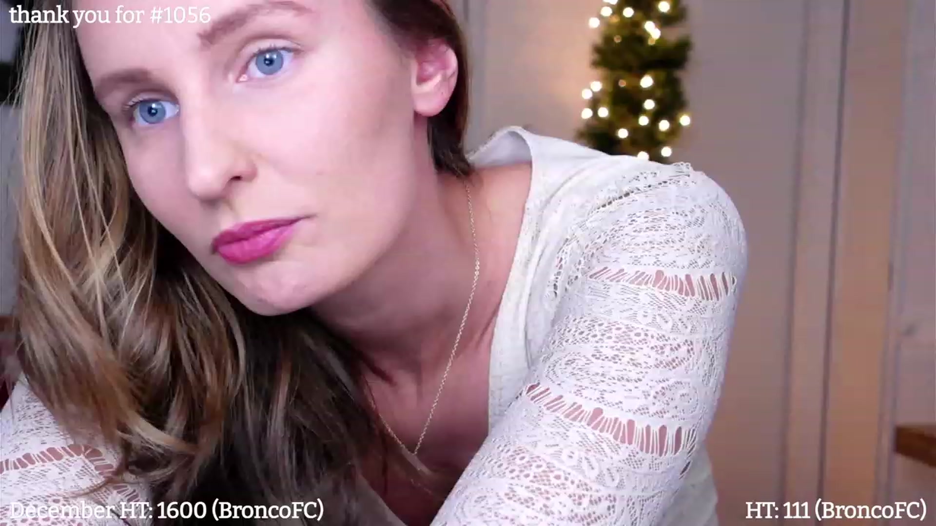 Gallery image thumbnail from hi_ella's myfreecams stream on, 12/17/2022, 04:46 image 4 of 20
