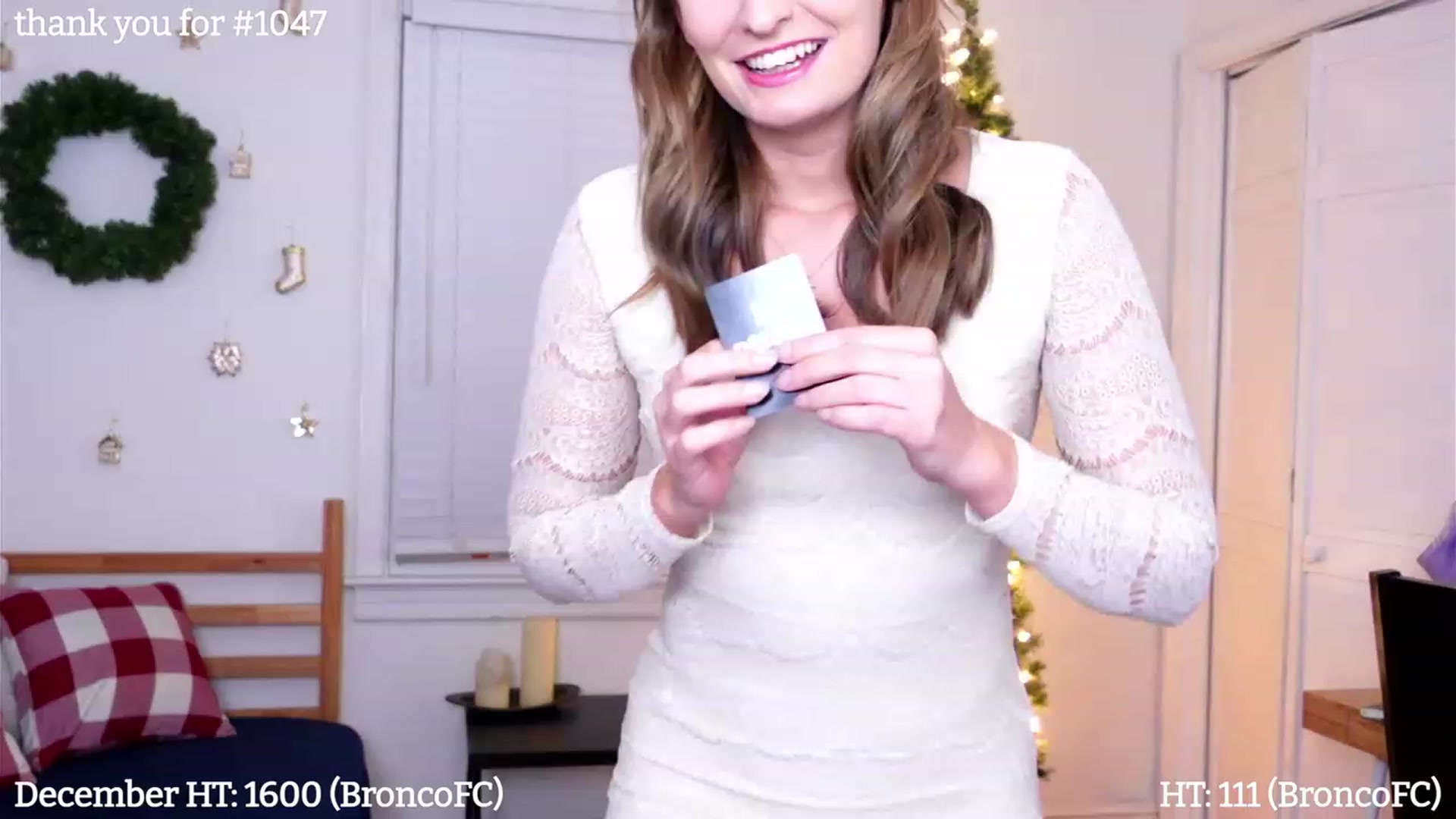 Gallery image thumbnail from hi_ella's myfreecams stream on, 12/17/2022, 04:46 image 5 of 20
