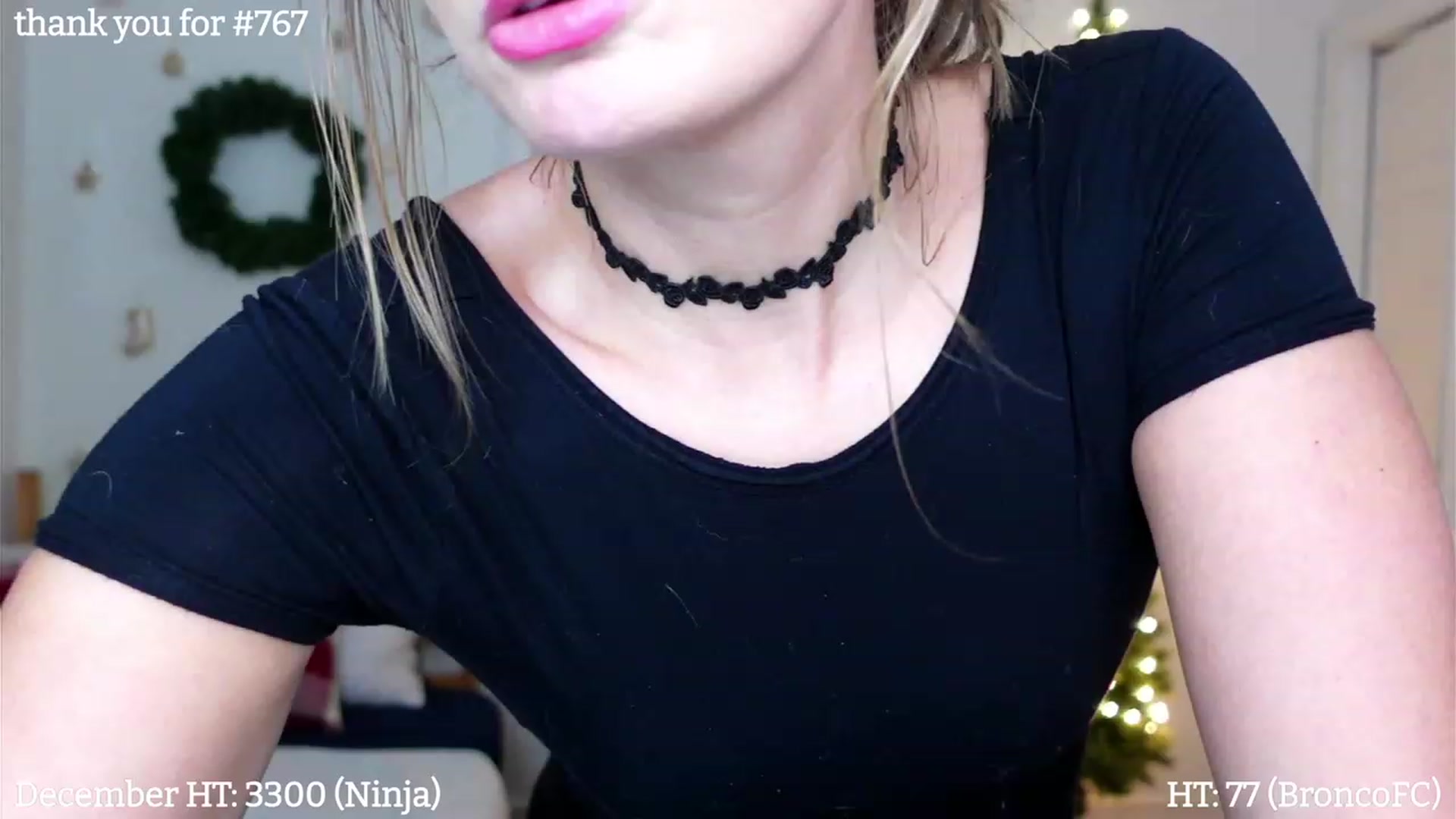 Gallery image thumbnail from hi_ella's myfreecams stream on, 12/21/2022, 02:49 image 13 of 20