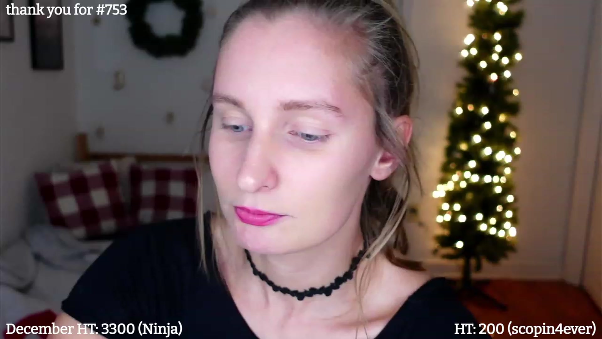 Gallery image thumbnail from hi_ella's myfreecams stream on, 12/21/2022, 04:07 image 5 of 20