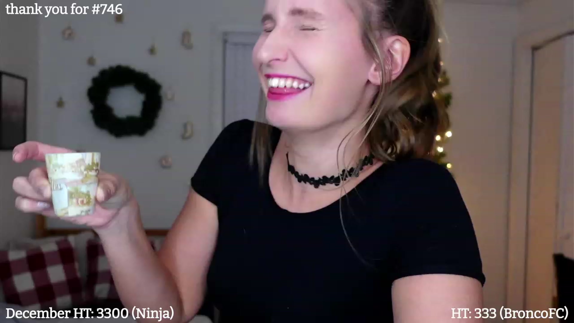 Gallery image thumbnail from hi_ella's myfreecams stream on, 12/21/2022, 04:07 image 7 of 20