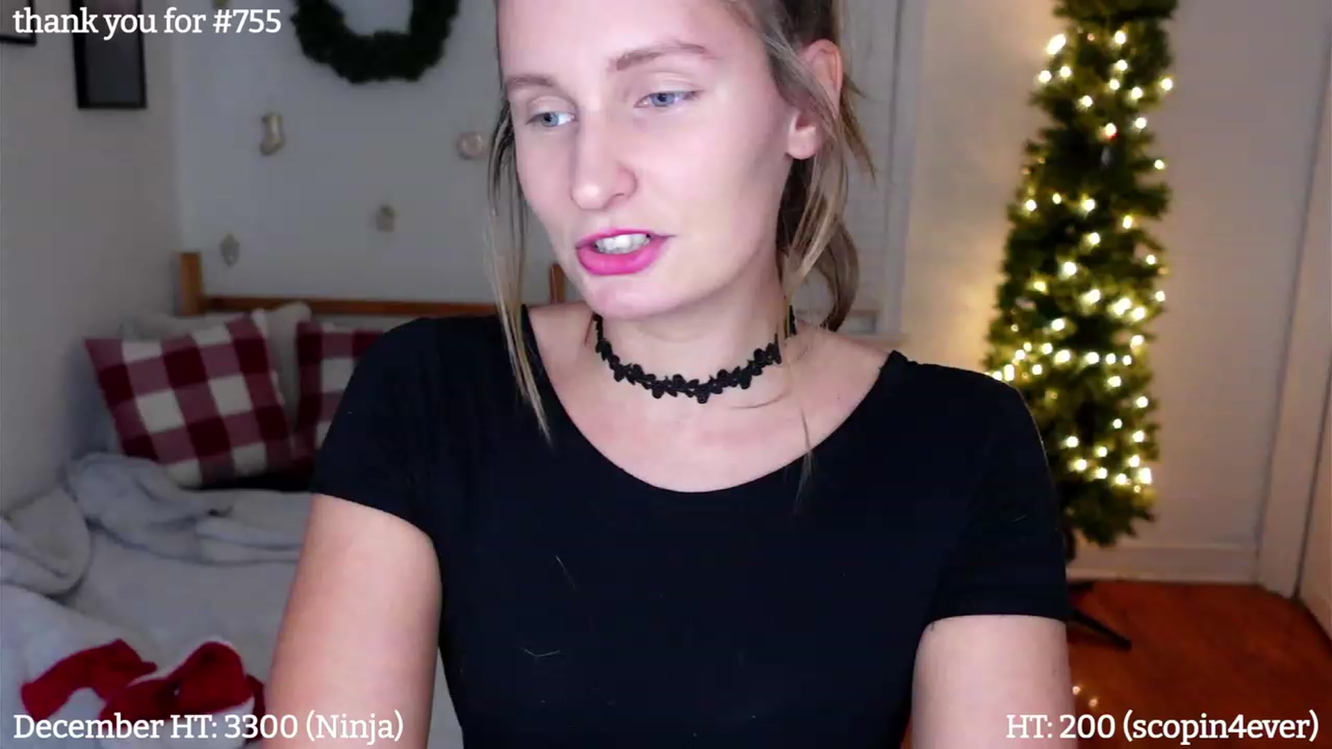Gallery image thumbnail from hi_ella's myfreecams stream on, 12/21/2022, 04:07 image 3 of 20
