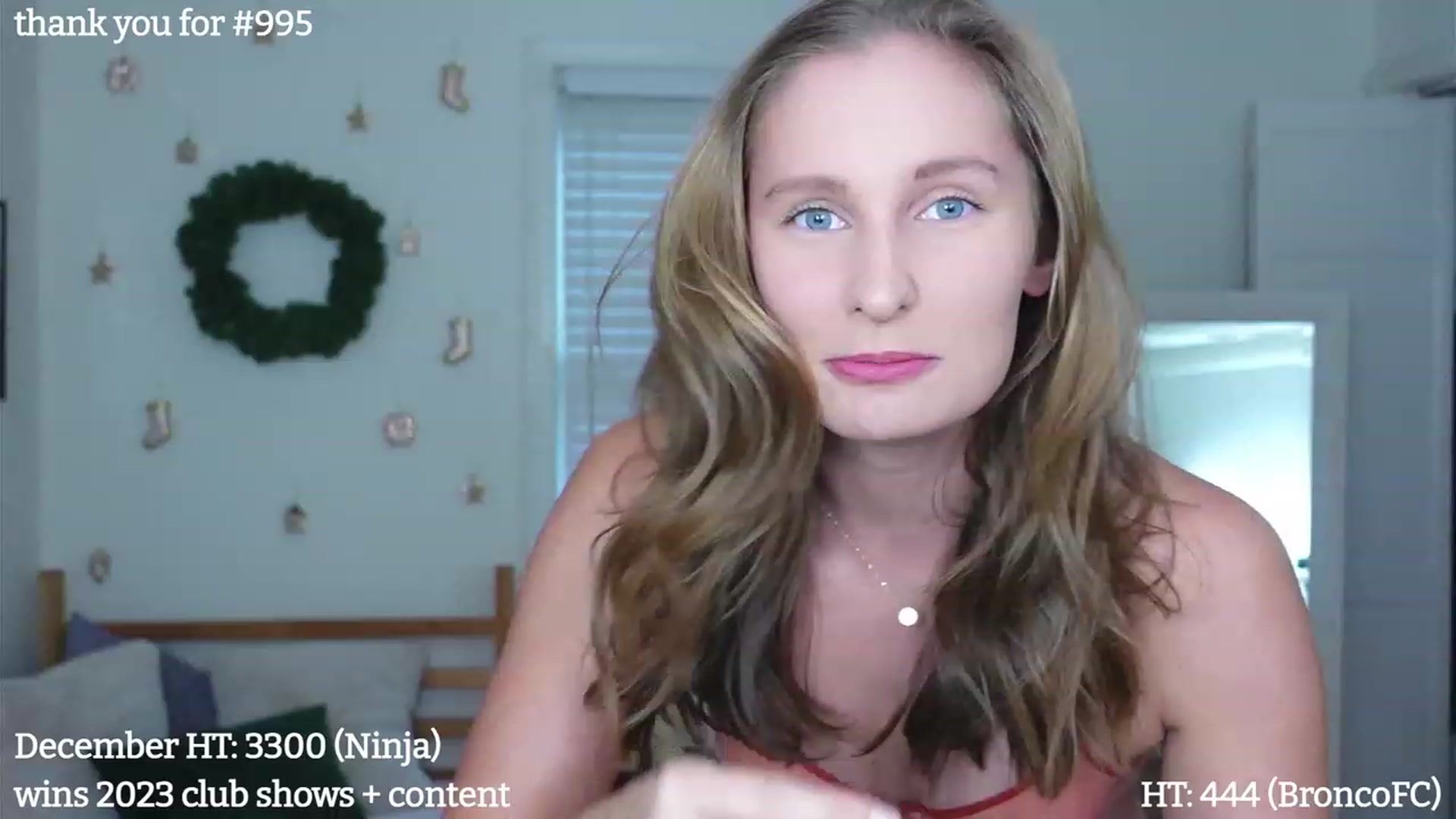 Gallery image thumbnail from hi_ella's myfreecams stream on, 12/31/2022, 01:47 image 4 of 20