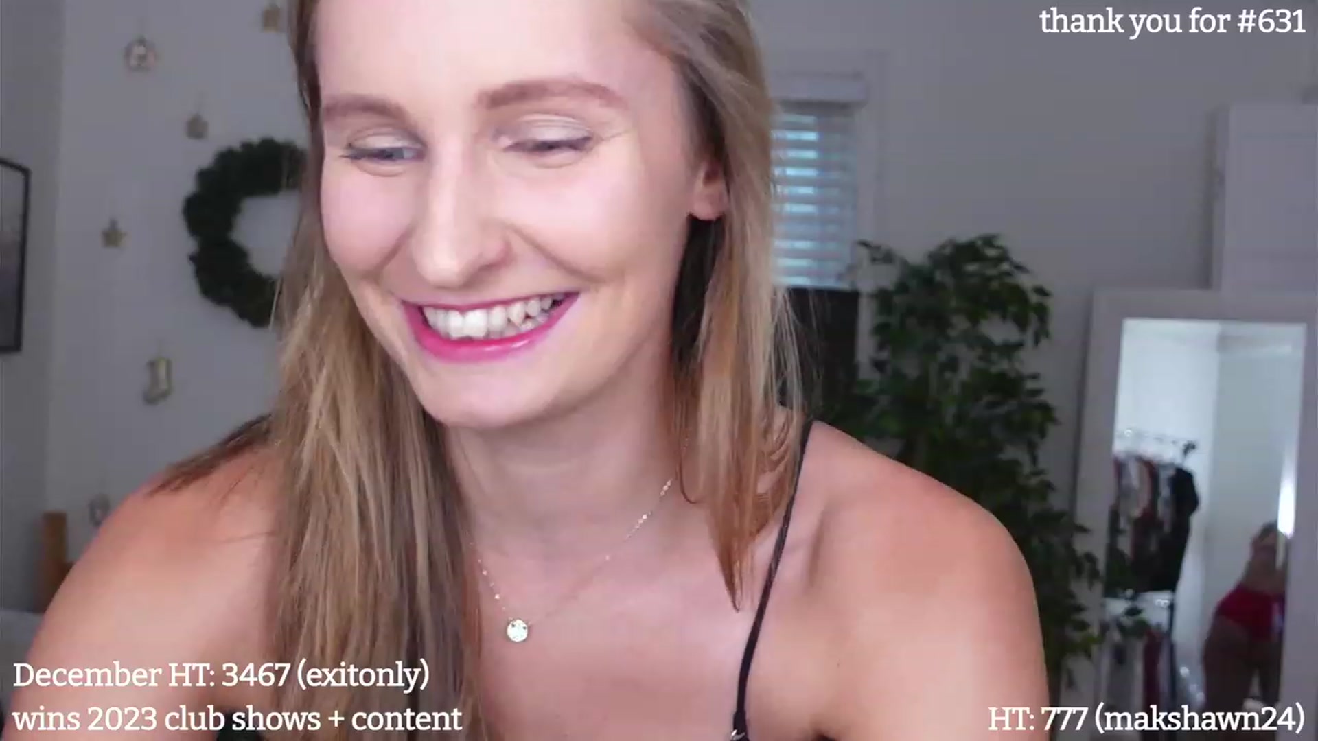 Gallery image thumbnail from hi_ella's myfreecams stream on, 12/31/2022, 21:19 image 15 of 20