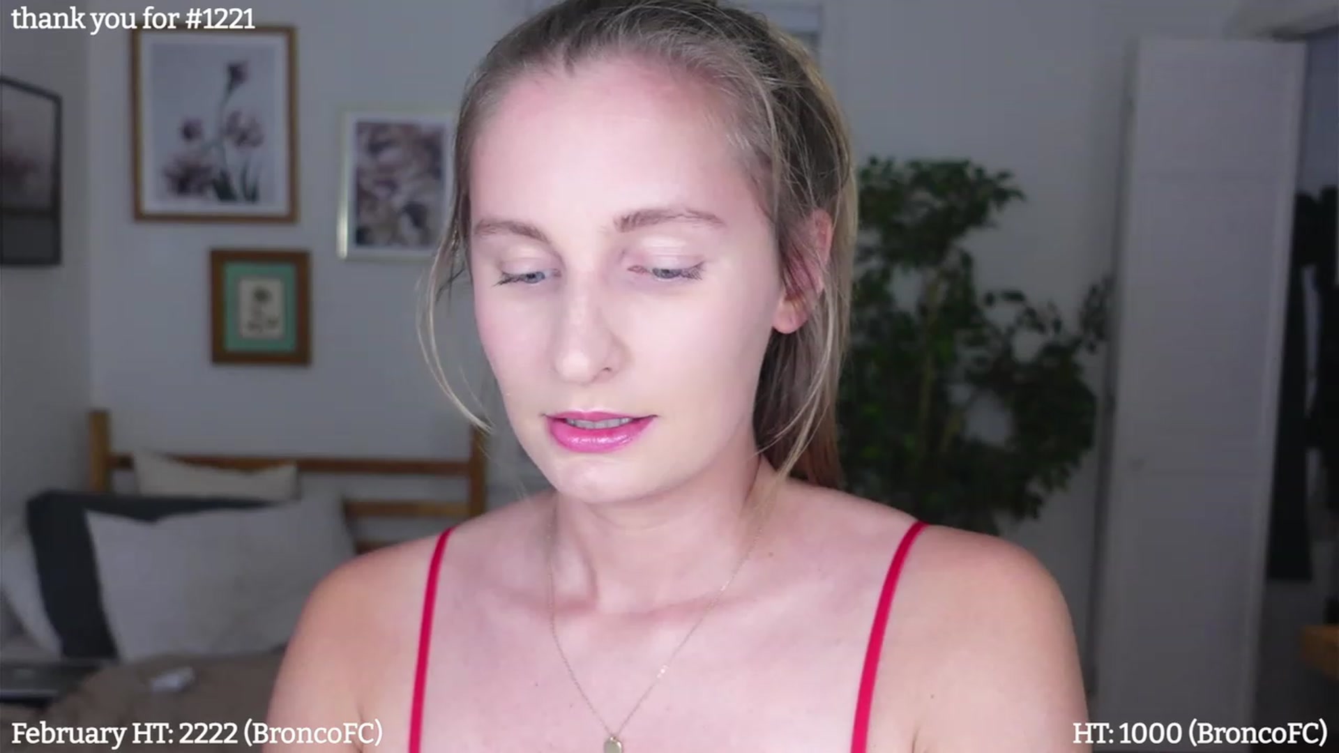 Gallery image thumbnail from hi_ella's myfreecams stream on, 02/11/2023, 05:25 image 9 of 20