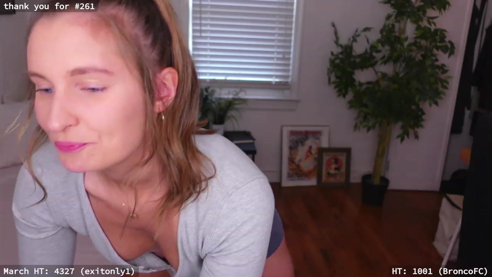 Gallery image thumbnail from hi_ella's myfreecams stream on, 03/18/2023, 19:51 image 5 of 20