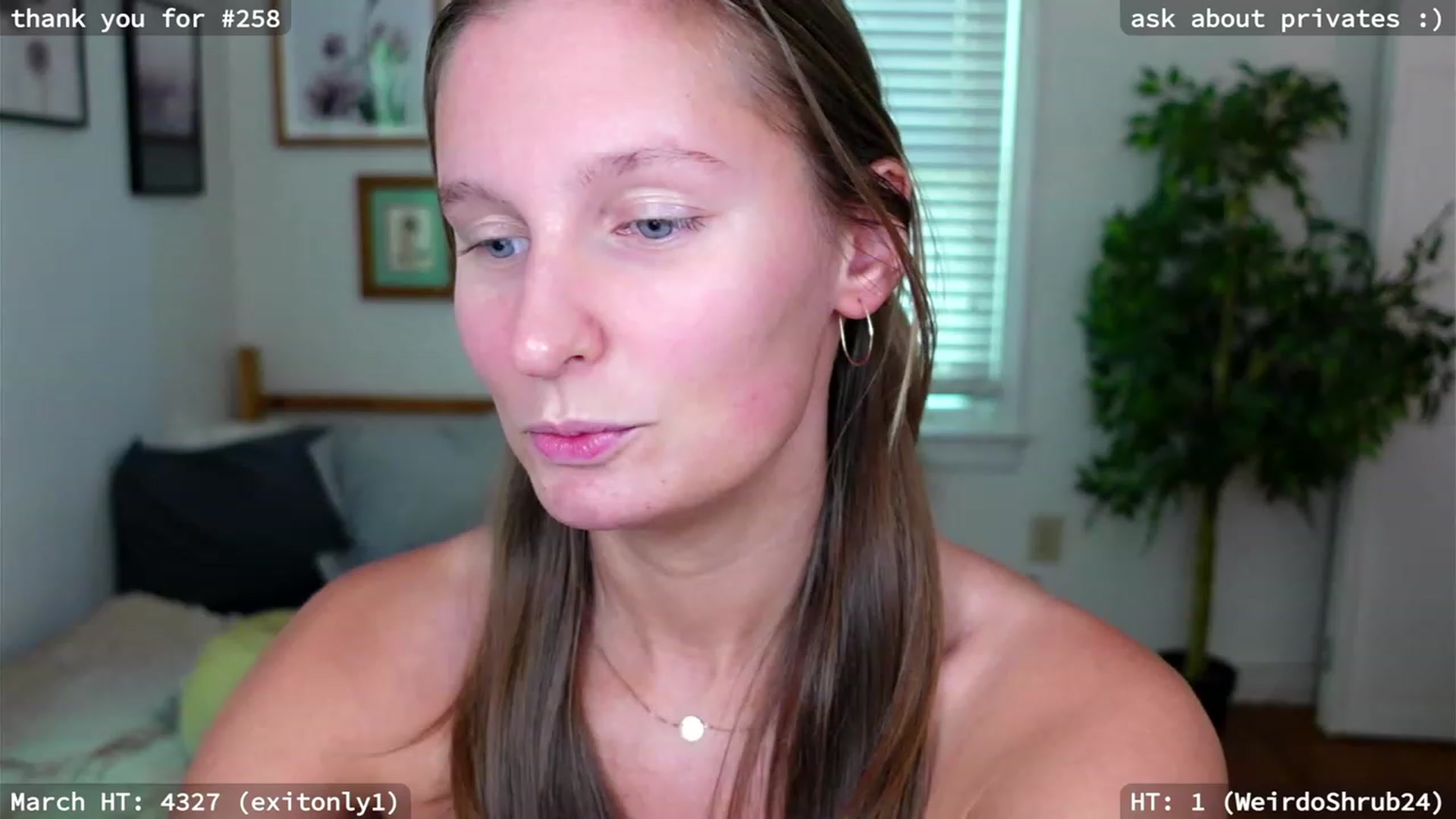 Gallery image thumbnail from hi_ella's myfreecams stream on, 03/30/2023, 15:59 image 4 of 20