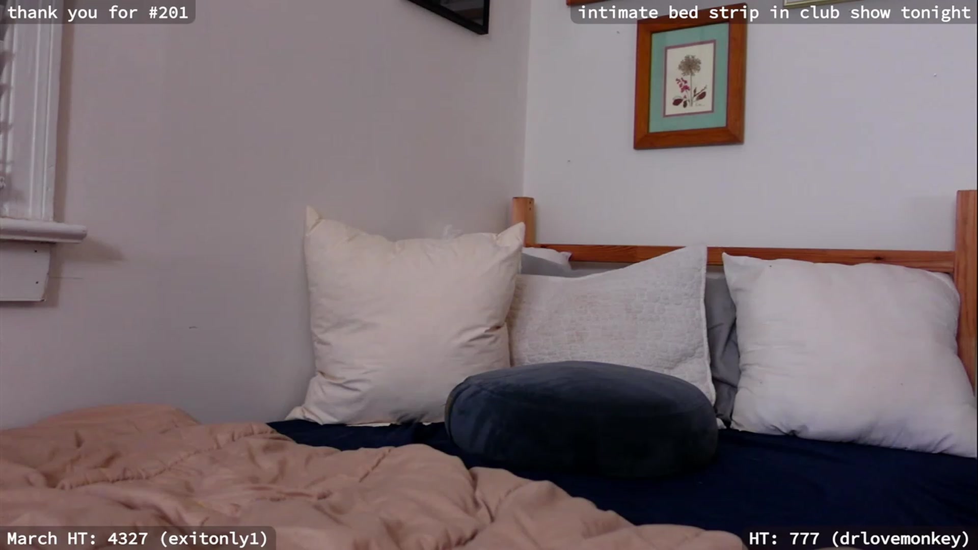 Gallery image thumbnail from hi_ella's myfreecams stream on, 04/01/2023, 03:16 image 12 of 20
