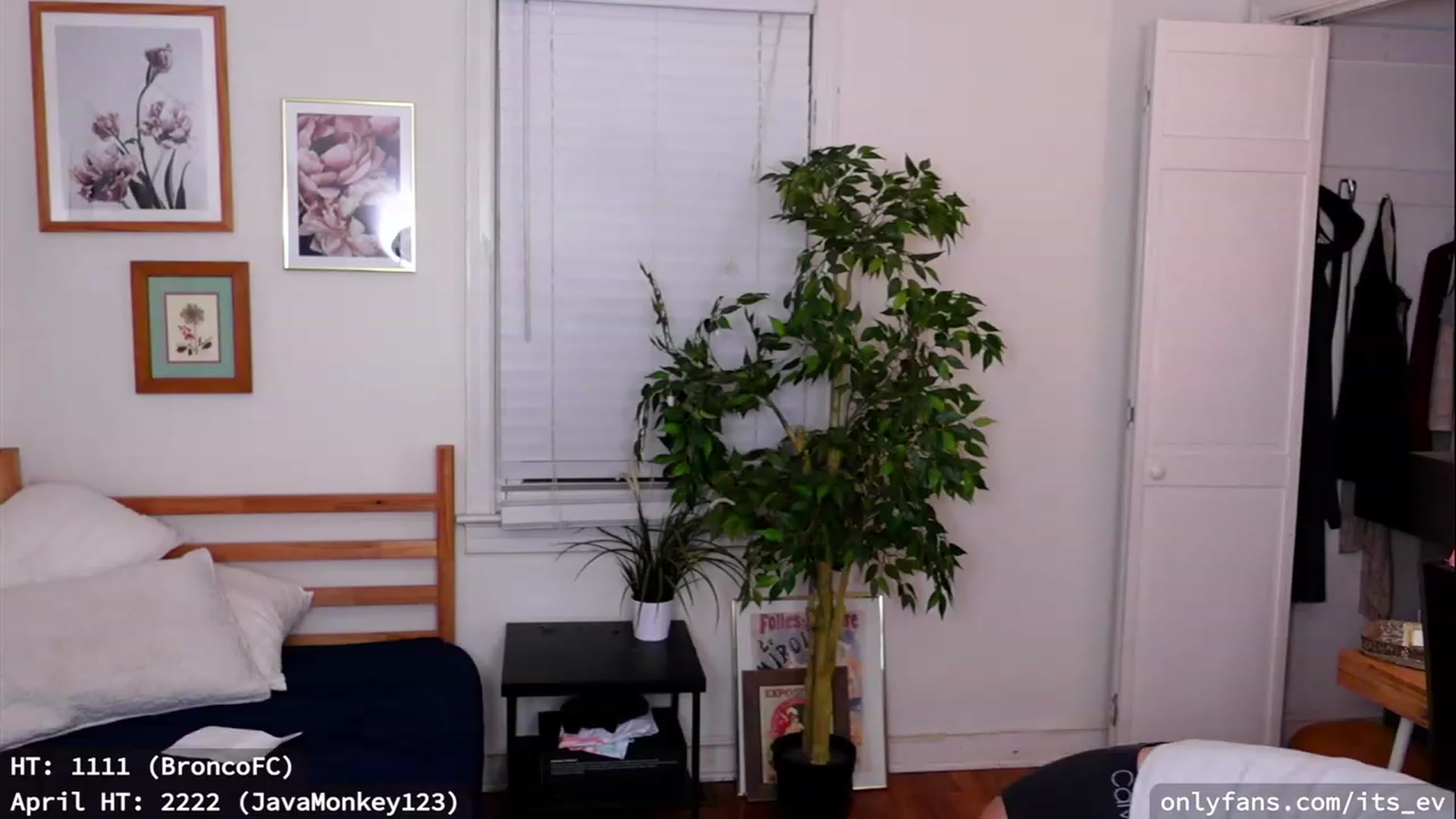 Gallery image thumbnail from hi_ella's myfreecams stream on, 04/12/2023, 03:01 image 11 of 20