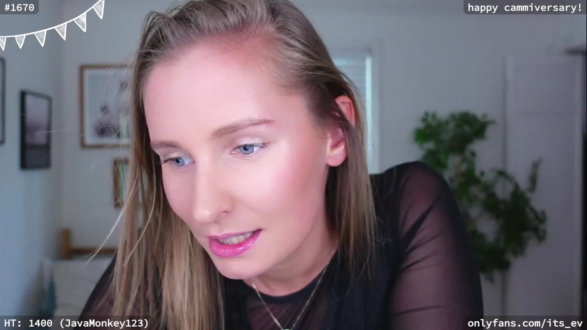Gallery image thumbnail from hi_ella's myfreecams stream on, 06/03/2023, 20:21 image 11 of 20