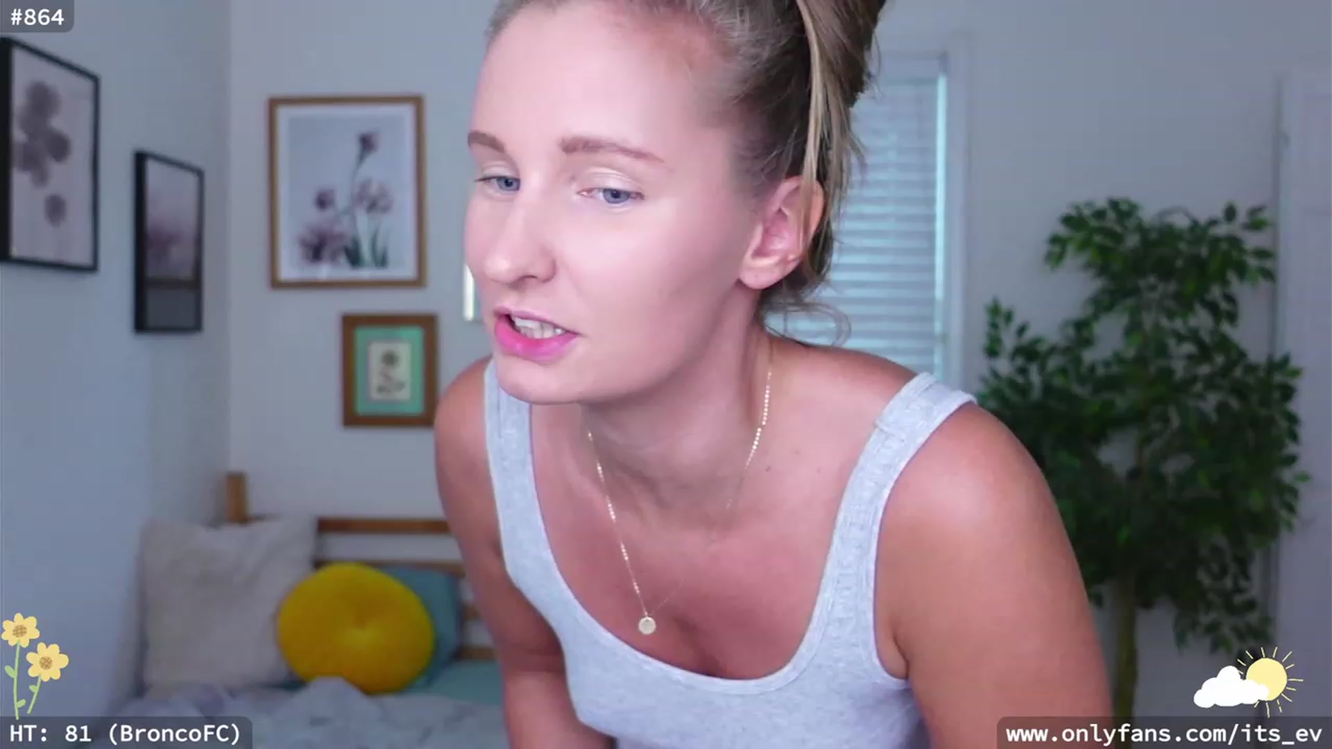 Gallery image thumbnail from hi_ella's myfreecams stream on, 06/30/2023, 19:49 image 14 of 20