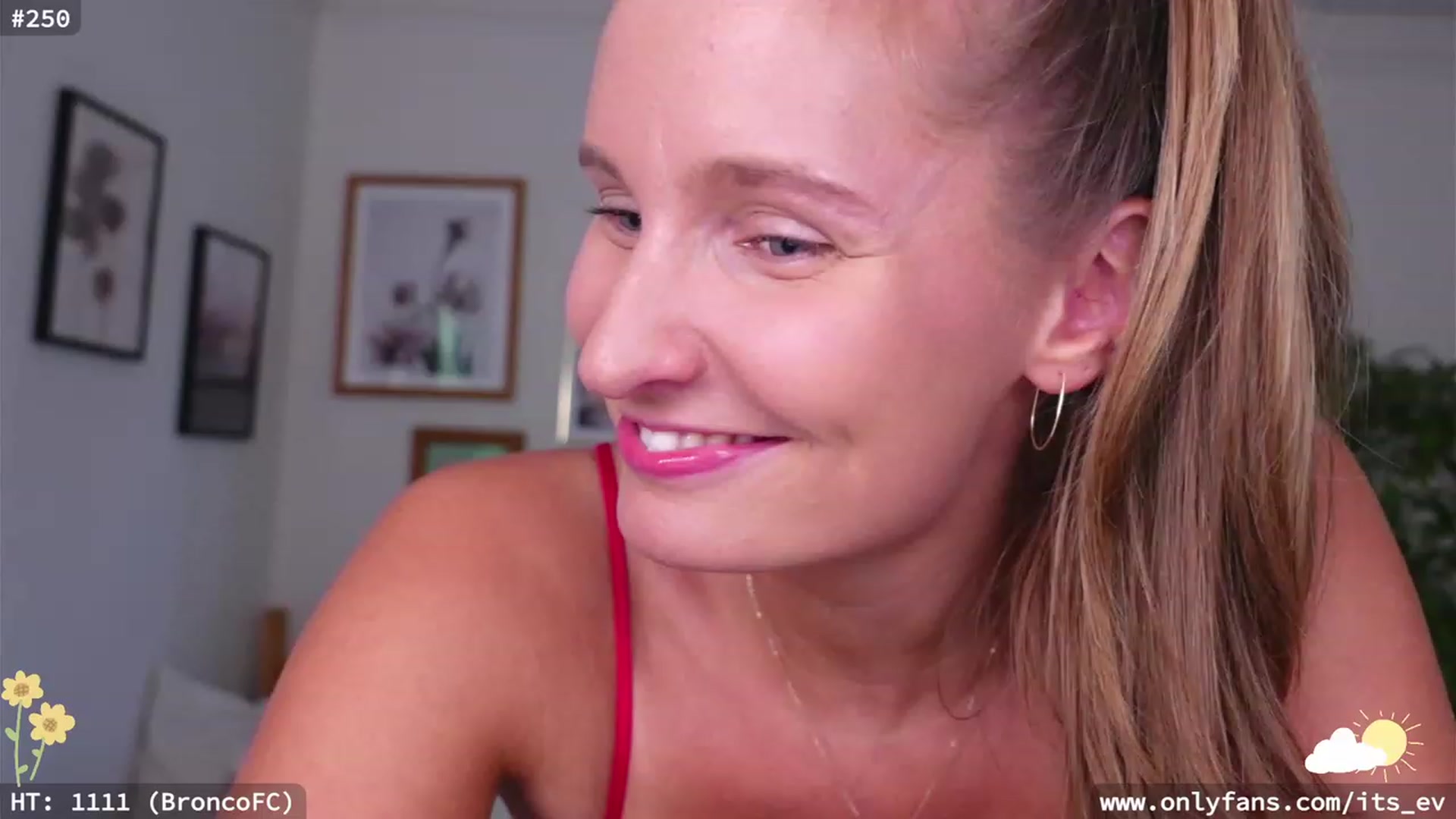 Gallery image thumbnail from hi_ella's myfreecams stream on, 07/01/2023, 20:16 image 10 of 20