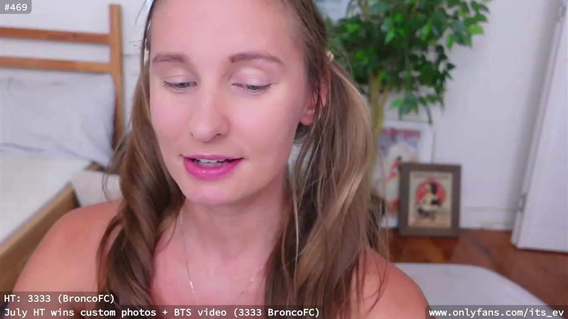 Gallery image thumbnail from hi_ella's myfreecams stream on, 07/22/2023, 23:36 image 17 of 20