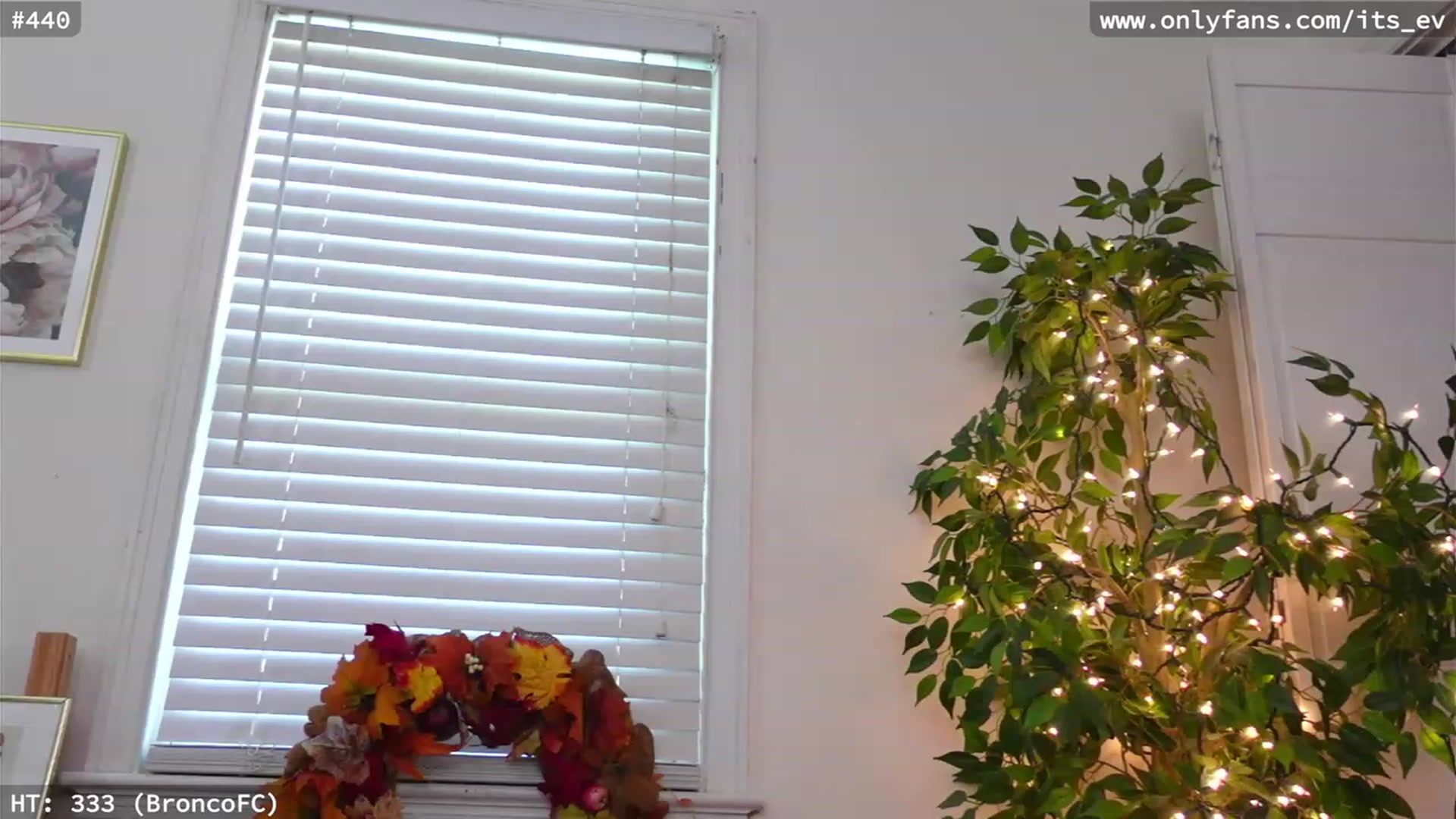 Gallery image thumbnail from hi_ella's myfreecams stream on, 09/09/2023, 19:32 image 6 of 20