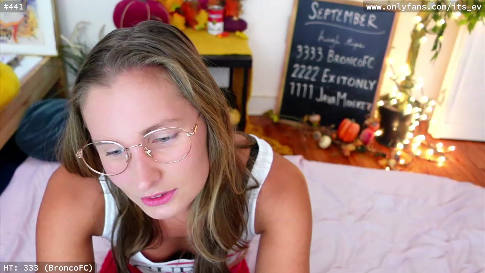 Gallery image thumbnail from hi_ella's myfreecams stream on, 09/09/2023, 19:43 image 5 of 20