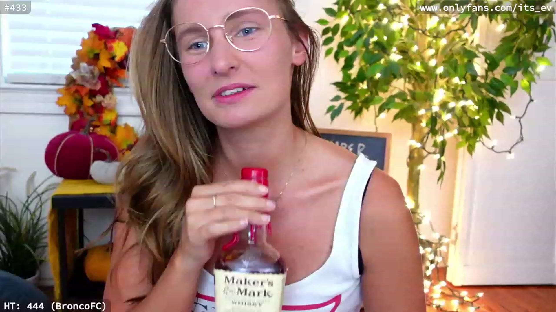 Gallery image thumbnail from hi_ella's myfreecams stream on, 09/09/2023, 19:43 image 8 of 20