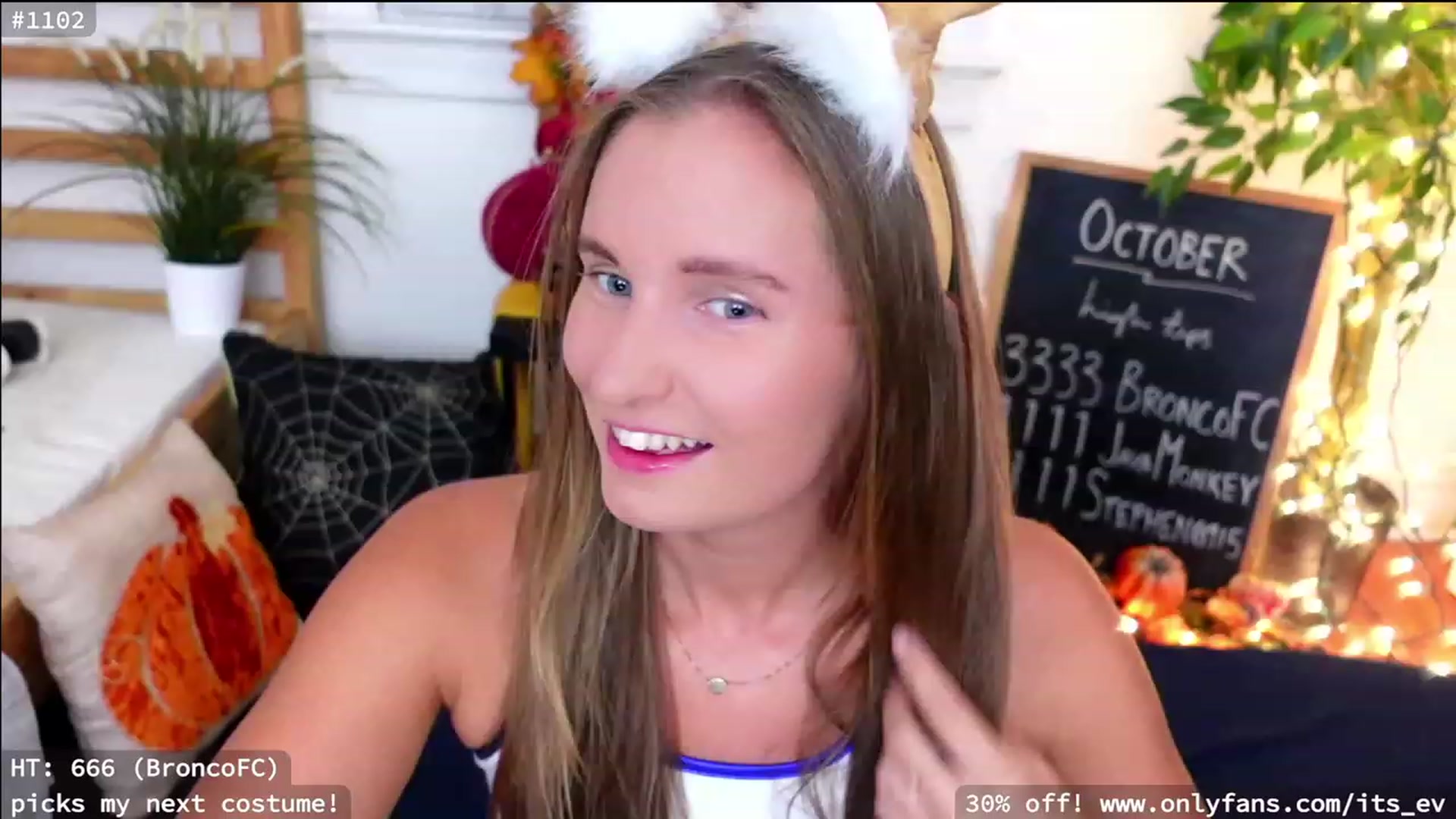 Gallery image thumbnail from hi_ella's myfreecams stream on, 10/06/2023, 01:47 image 9 of 20