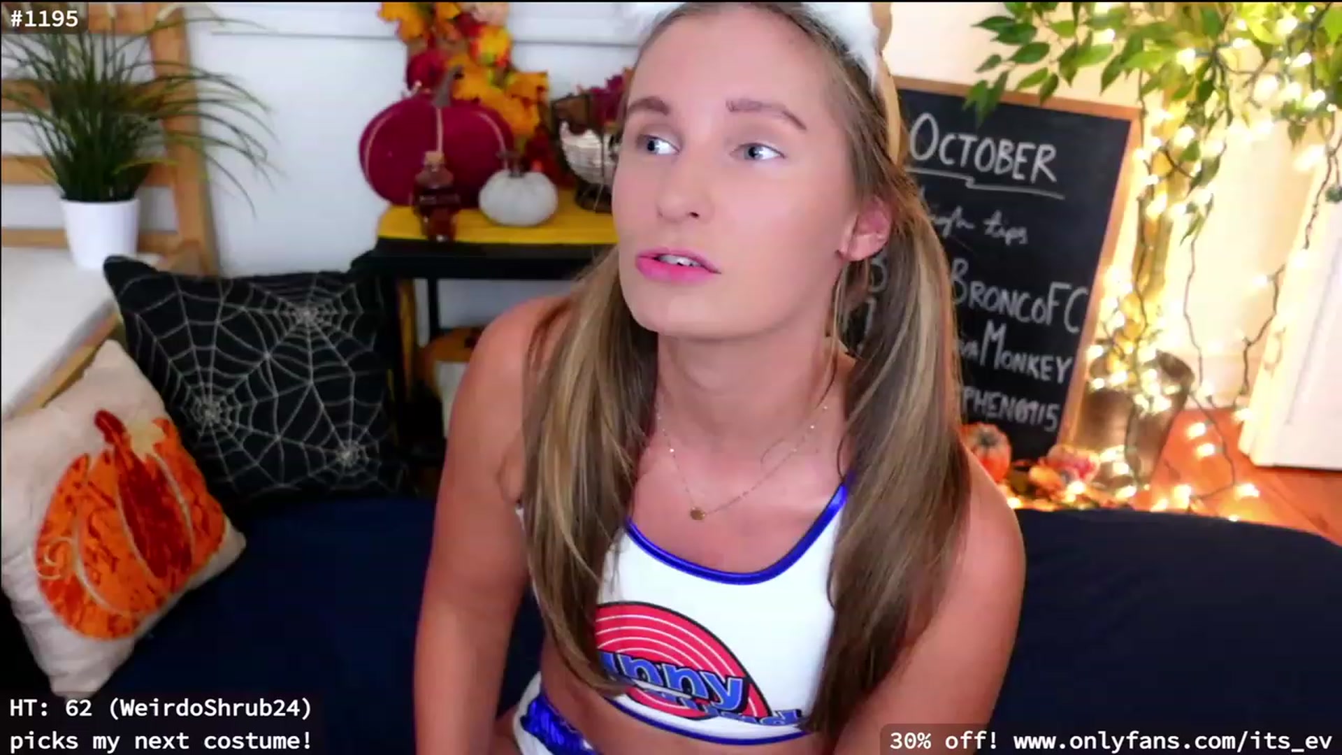 Gallery image thumbnail from hi_ella's myfreecams stream on, 10/06/2023, 01:47 image 1 of 20