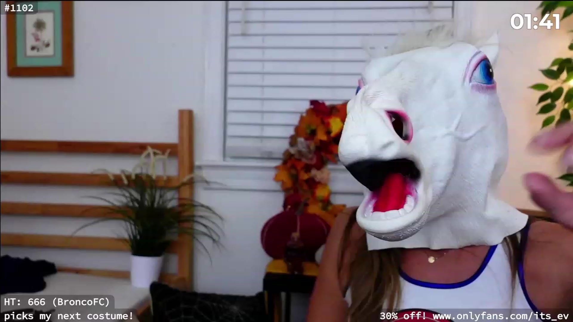 Gallery image thumbnail from hi_ella's myfreecams stream on, 10/06/2023, 01:47 image 7 of 20
