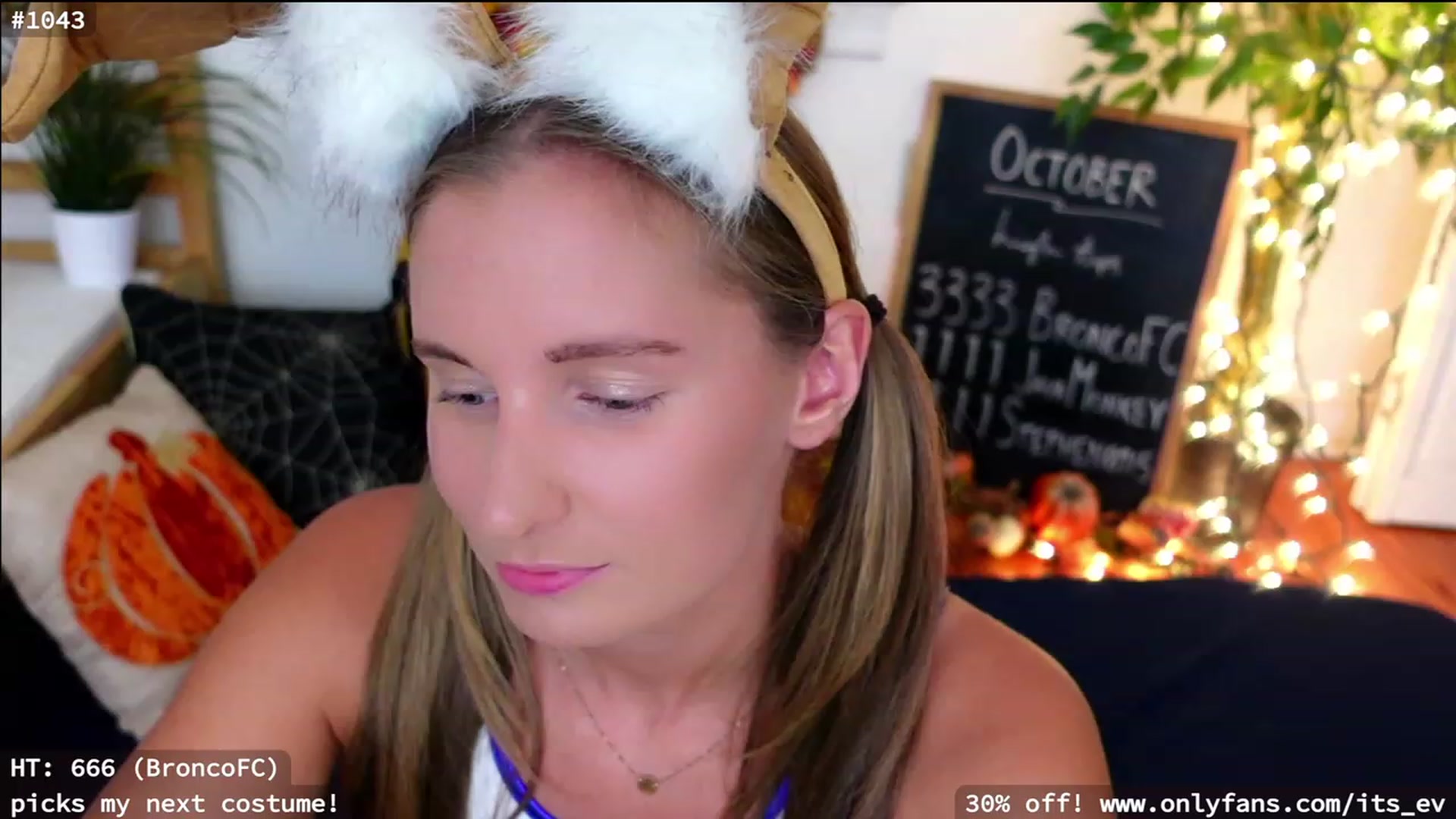 Gallery image thumbnail from hi_ella's myfreecams stream on, 10/06/2023, 03:12 image 5 of 20