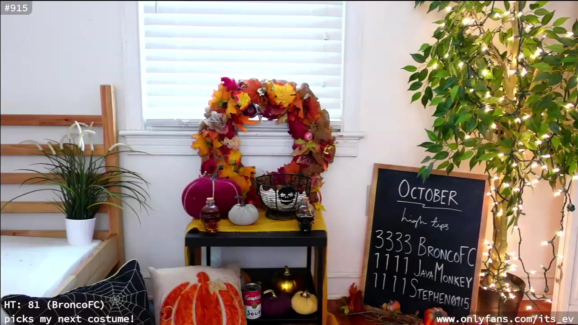 Gallery image thumbnail from hi_ella's myfreecams stream on, 10/06/2023, 19:41 image 18 of 20