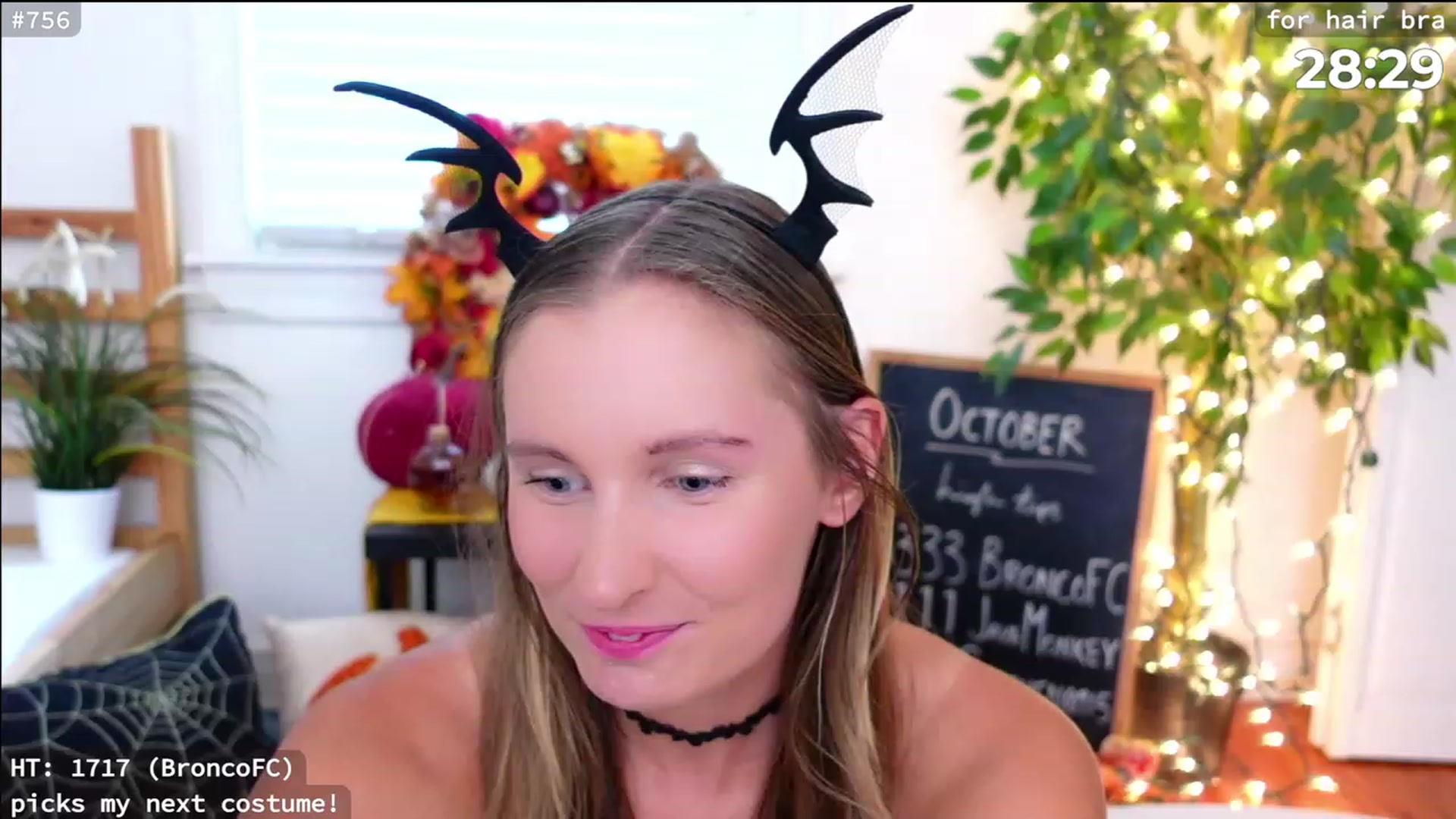 Gallery image thumbnail from hi_ella's myfreecams stream on, 10/06/2023, 20:28 image 8 of 20