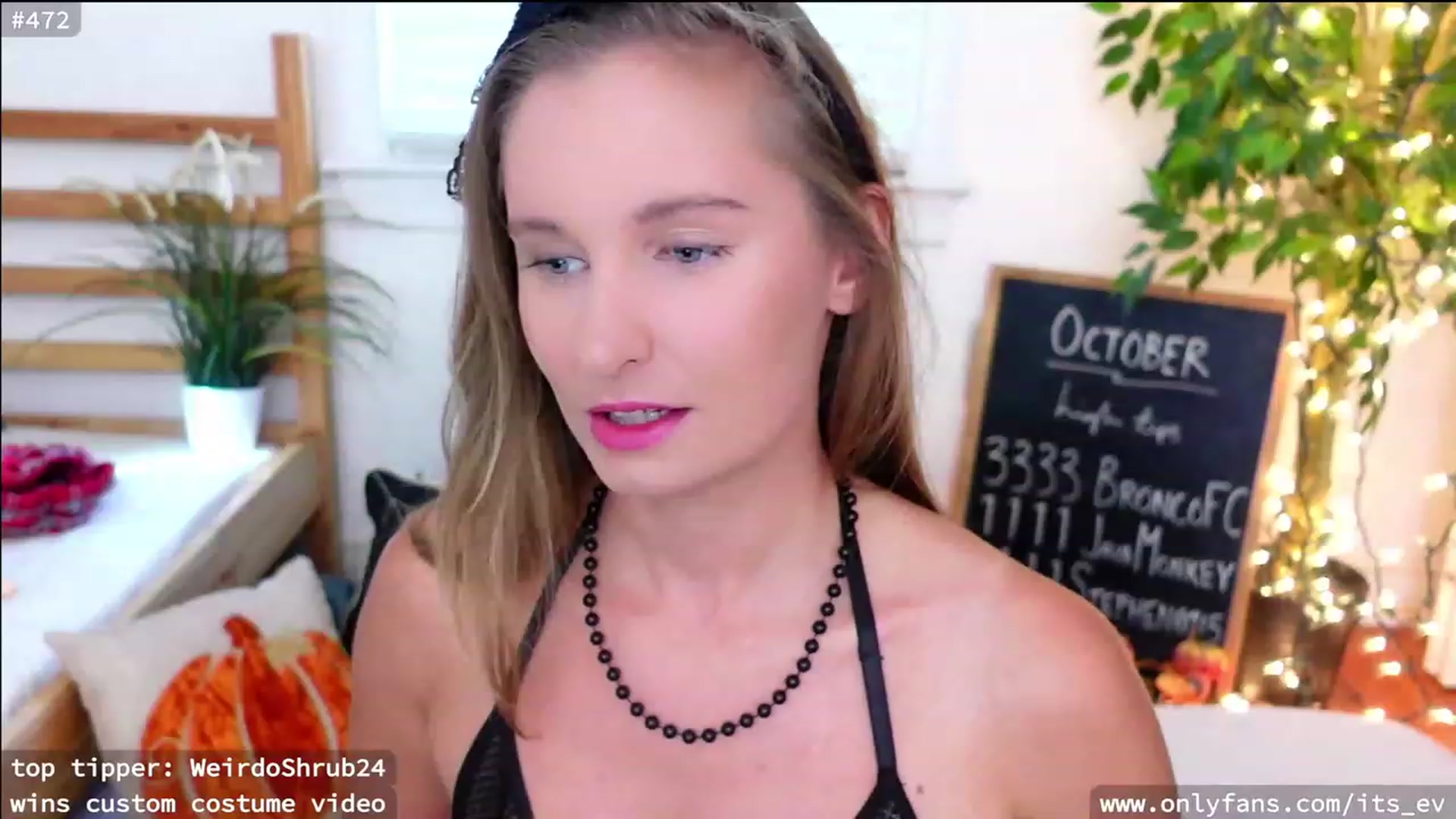 Gallery image thumbnail from hi_ella's myfreecams stream on, 10/07/2023, 19:17 image 9 of 20