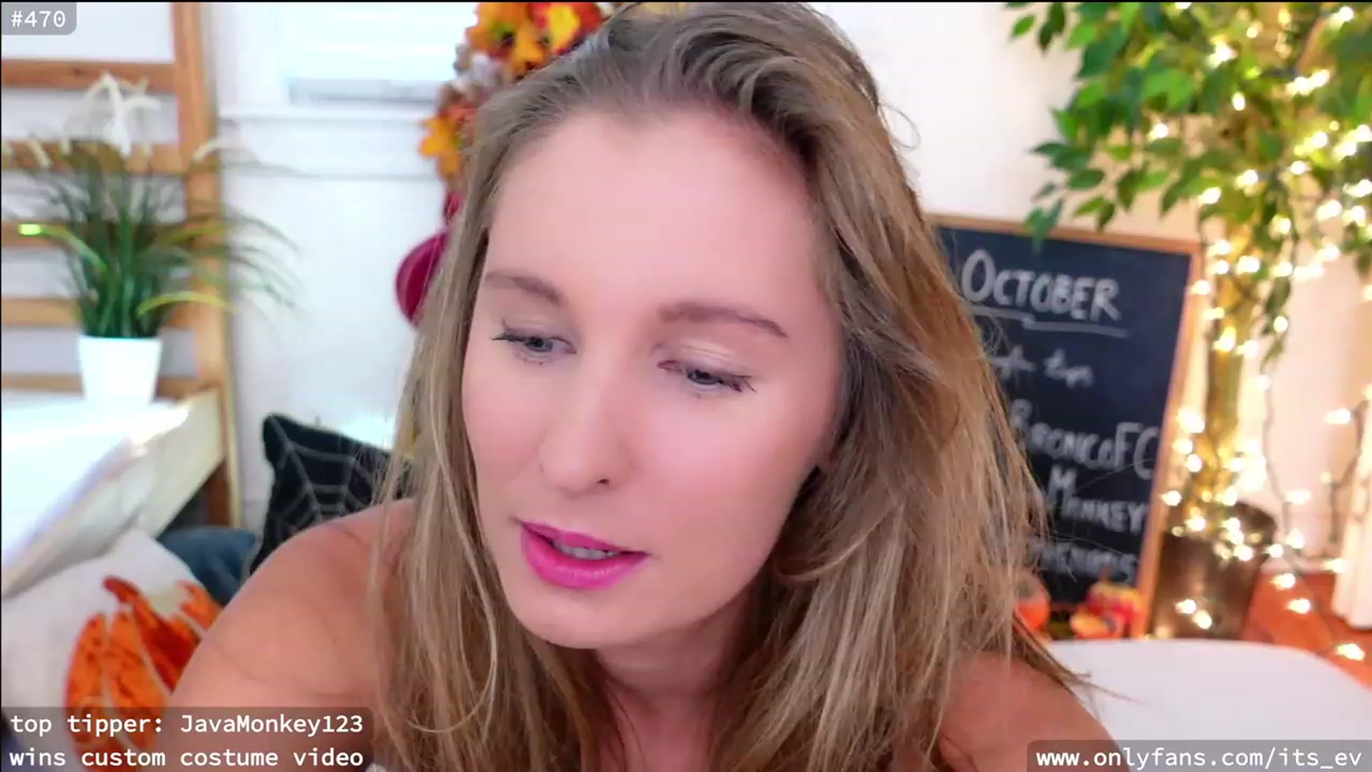 Gallery image thumbnail from hi_ella's myfreecams stream on, 10/07/2023, 19:17 image 17 of 20