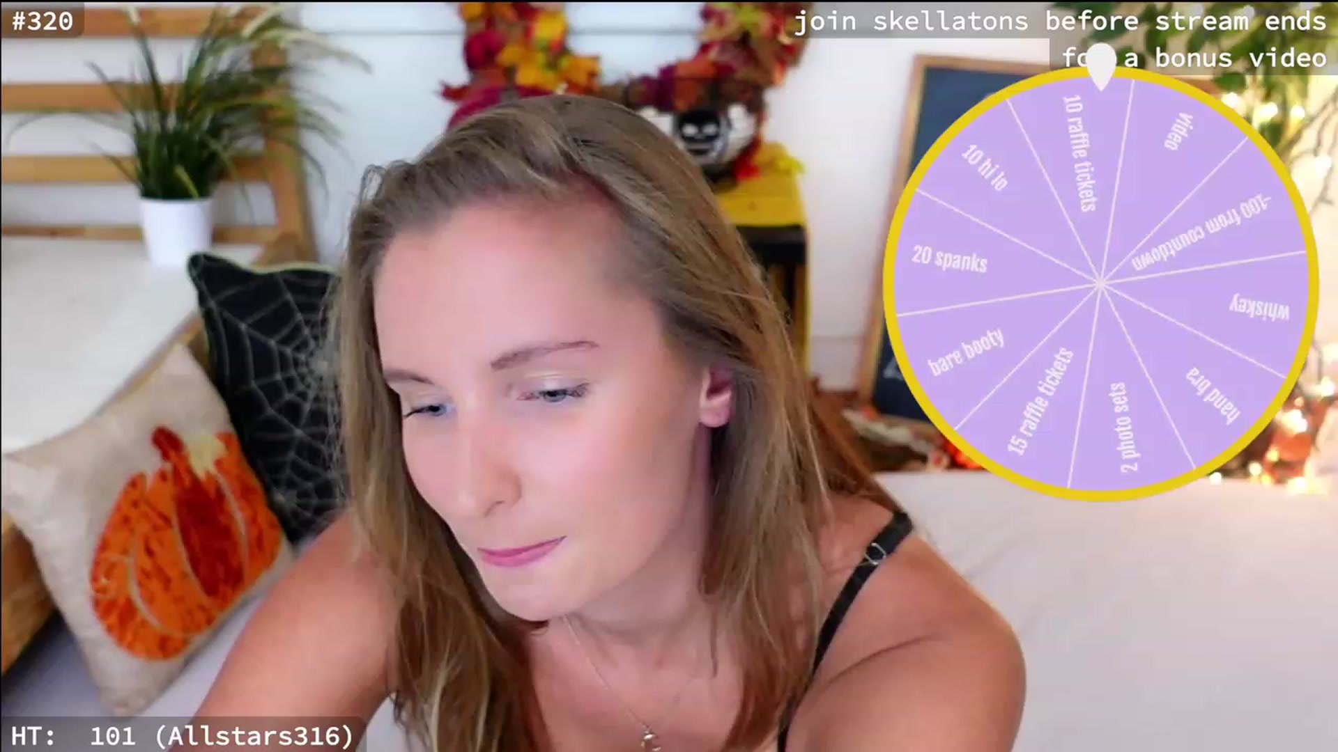 Gallery image thumbnail from hi_ella's myfreecams stream on, 10/11/2023, 01:17 image 5 of 20
