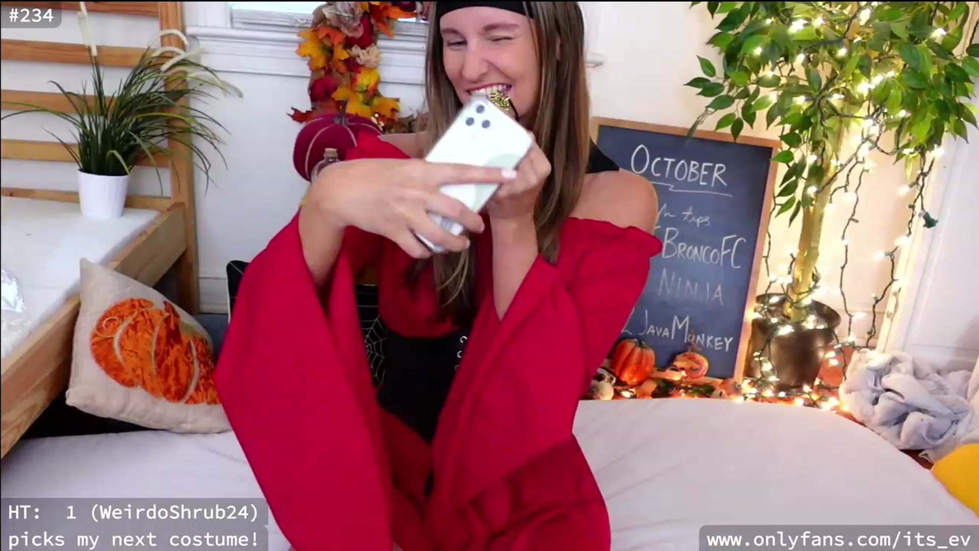 Gallery image thumbnail from hi_ella's myfreecams stream on, 10/13/2023, 19:44 image 1 of 20