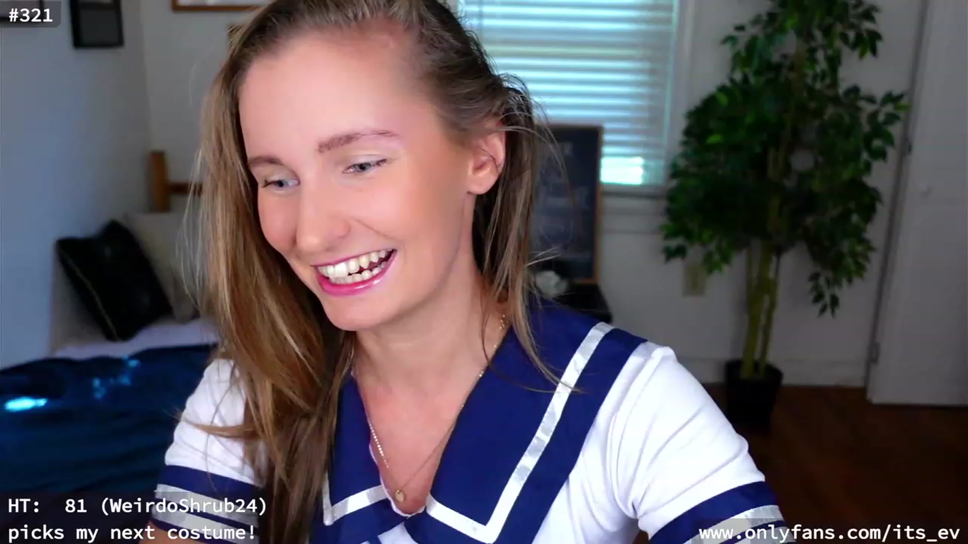 Gallery image thumbnail from hi_ella's myfreecams stream on, 10/18/2023, 19:15 image 17 of 20