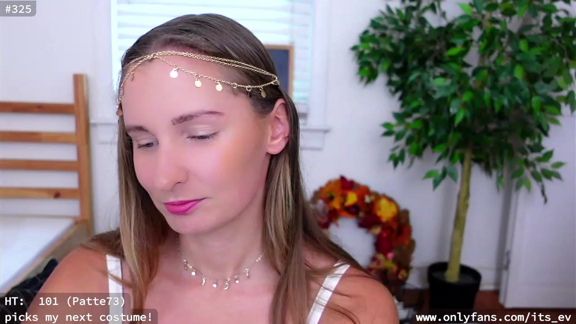 Gallery image thumbnail from hi_ella's myfreecams stream on, 10/20/2023, 20:39 image 2 of 20