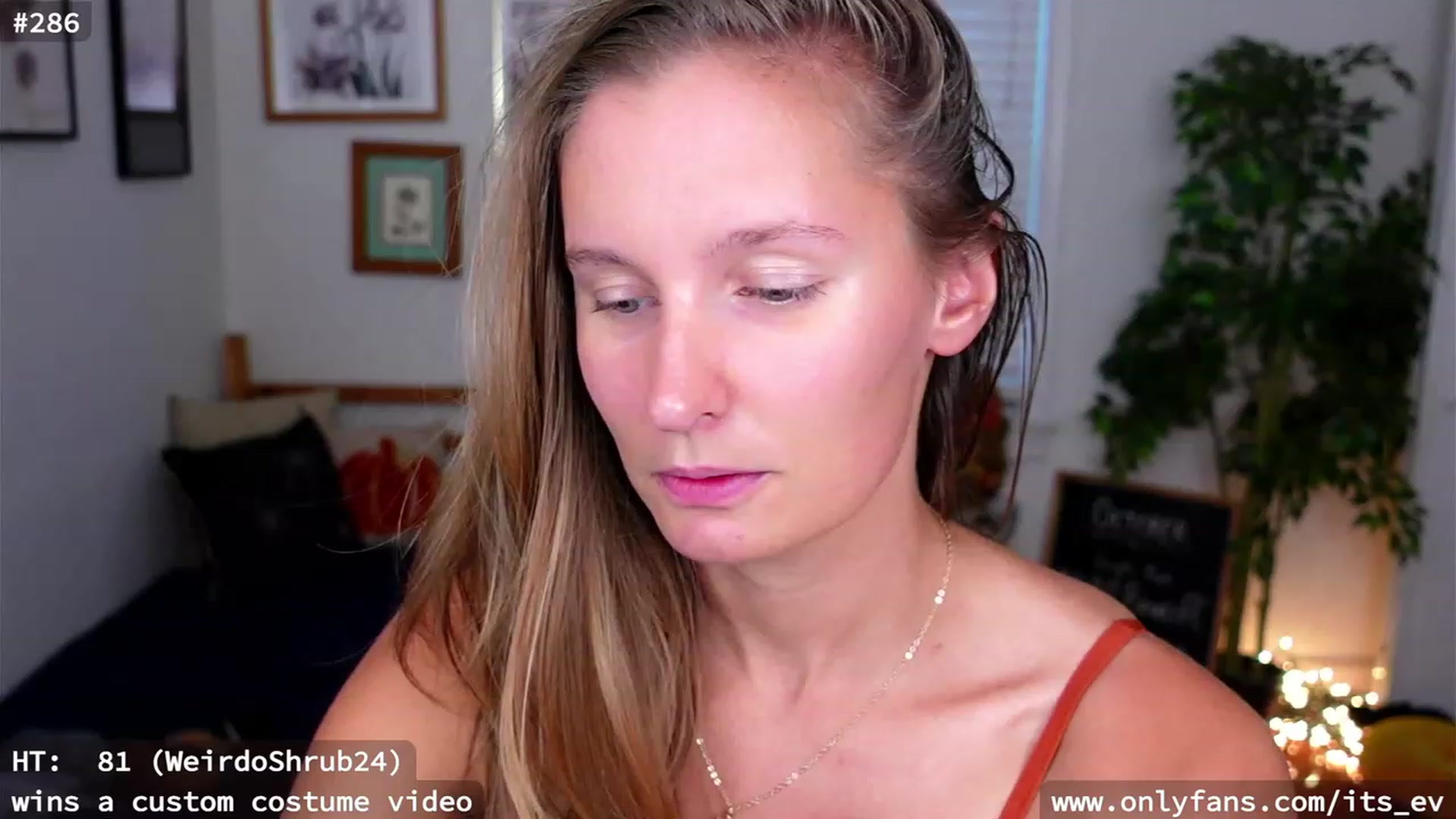 Gallery image thumbnail from hi_ella's myfreecams stream on, 10/28/2023, 19:30 image 19 of 20