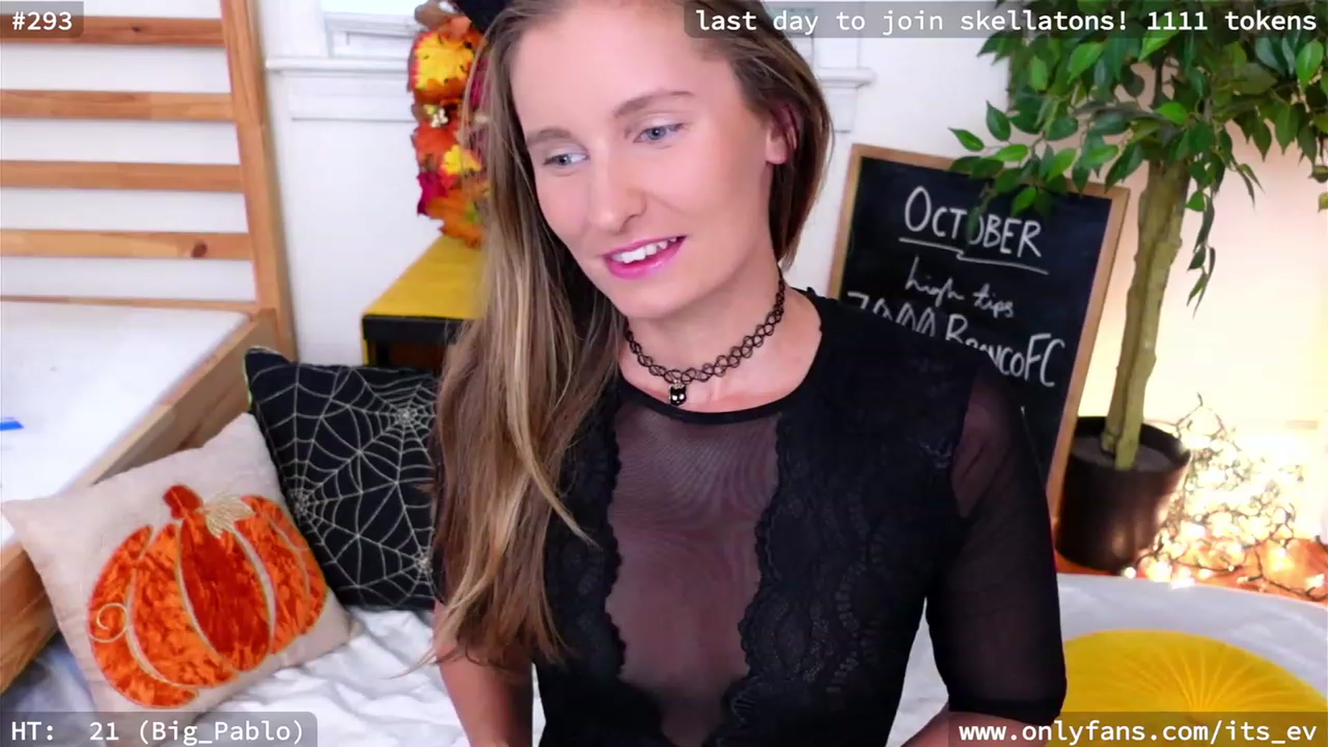Gallery image thumbnail from hi_ella's myfreecams stream on, 10/31/2023, 22:14 image 6 of 20