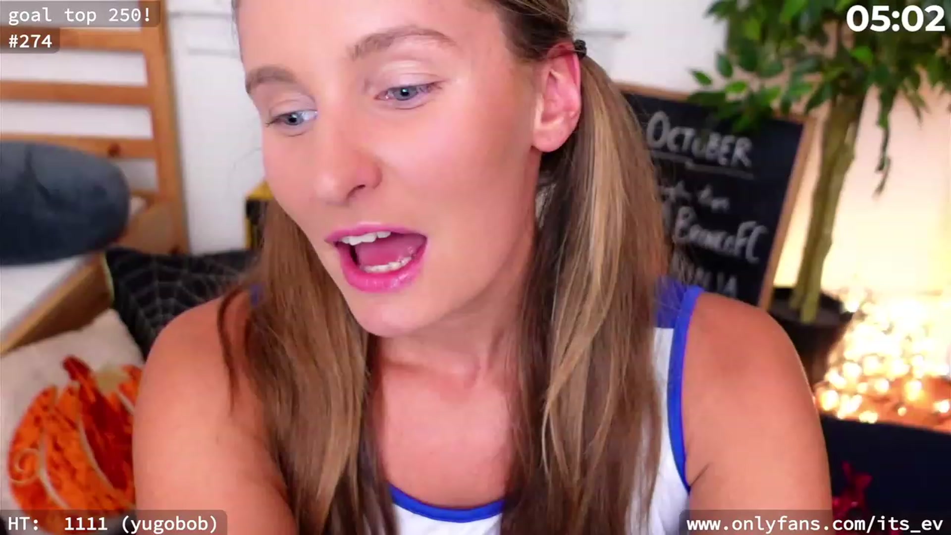Gallery image thumbnail from hi_ella's myfreecams stream on, 11/01/2023, 05:21 image 3 of 20