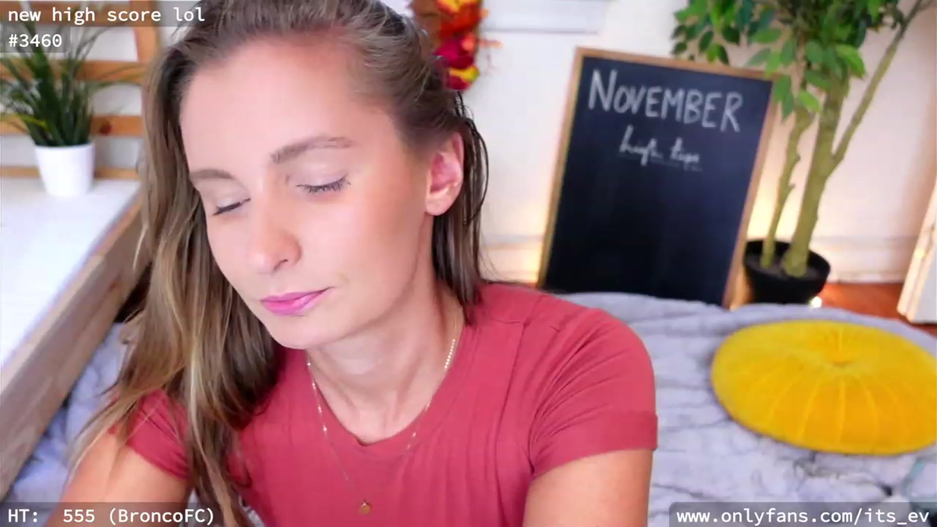 Gallery image thumbnail from hi_ella's myfreecams stream on, 11/04/2023, 21:00 image 13 of 20