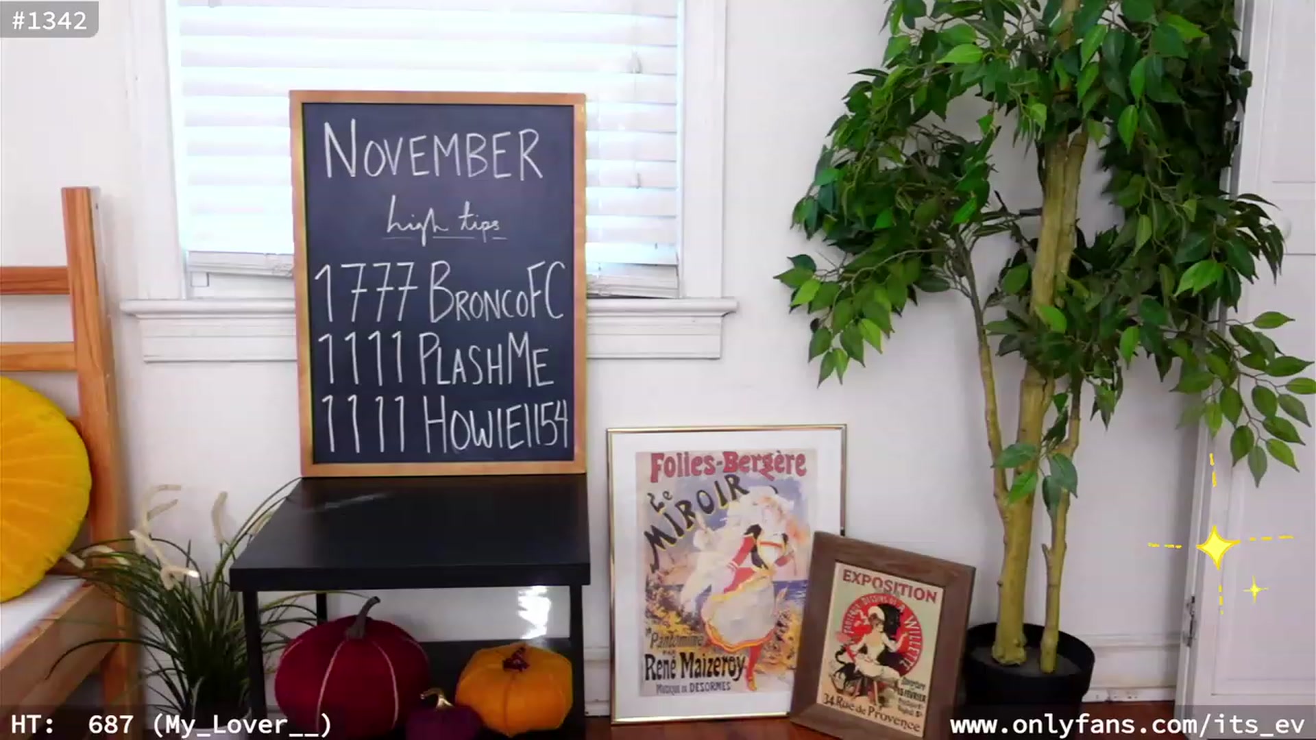 Gallery image thumbnail from hi_ella's myfreecams stream on, 11/18/2023, 21:12 image 10 of 20