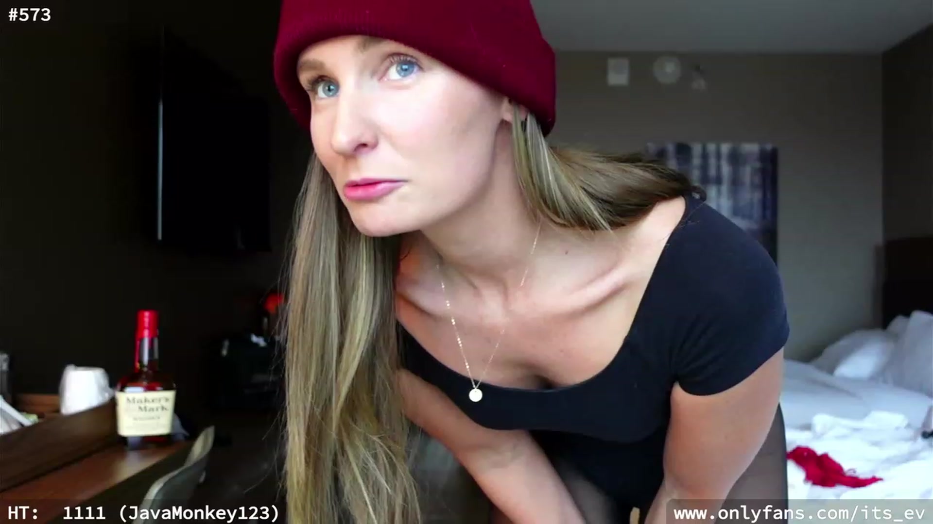 Gallery image thumbnail from hi_ella's myfreecams stream on, 12/01/2023, 21:24 image 6 of 20